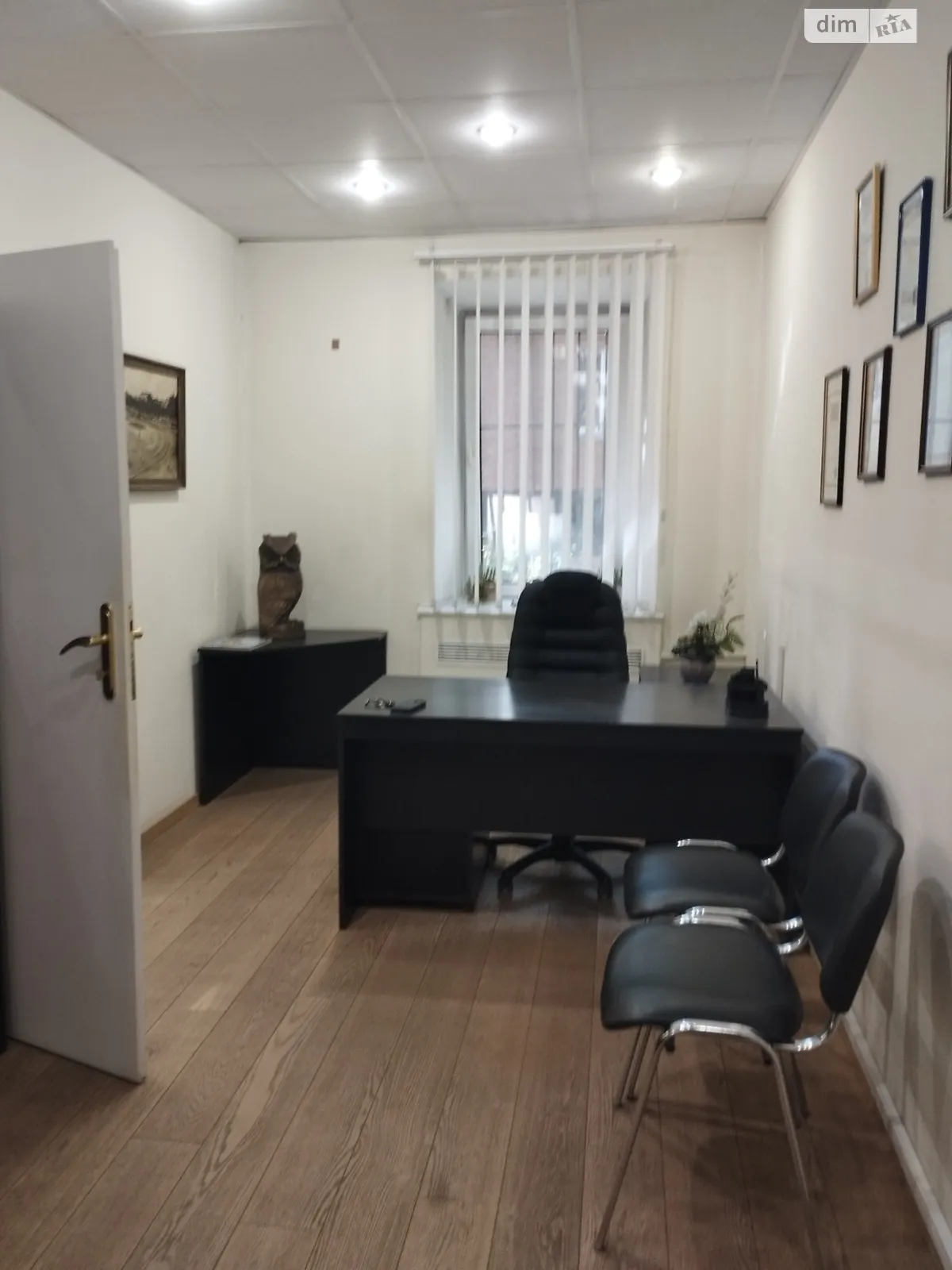 Сдается в аренду офис 125 кв. м в бизнес-центре - фото 2