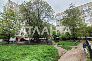 Продажа комнаты, Черновцы, р‑н. Шевченковский, Энтузиастов улица