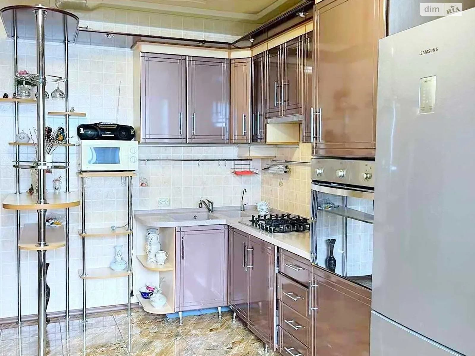 Продается 2-комнатная квартира 95.6 кв. м в Полтаве, бул. Хмельницкого Богдана - фото 1