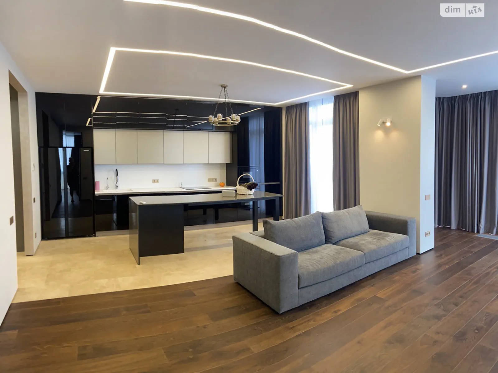Продается 4-комнатная квартира 142.73 кв. м в Киеве, ул. Саксаганского, 70А - фото 1