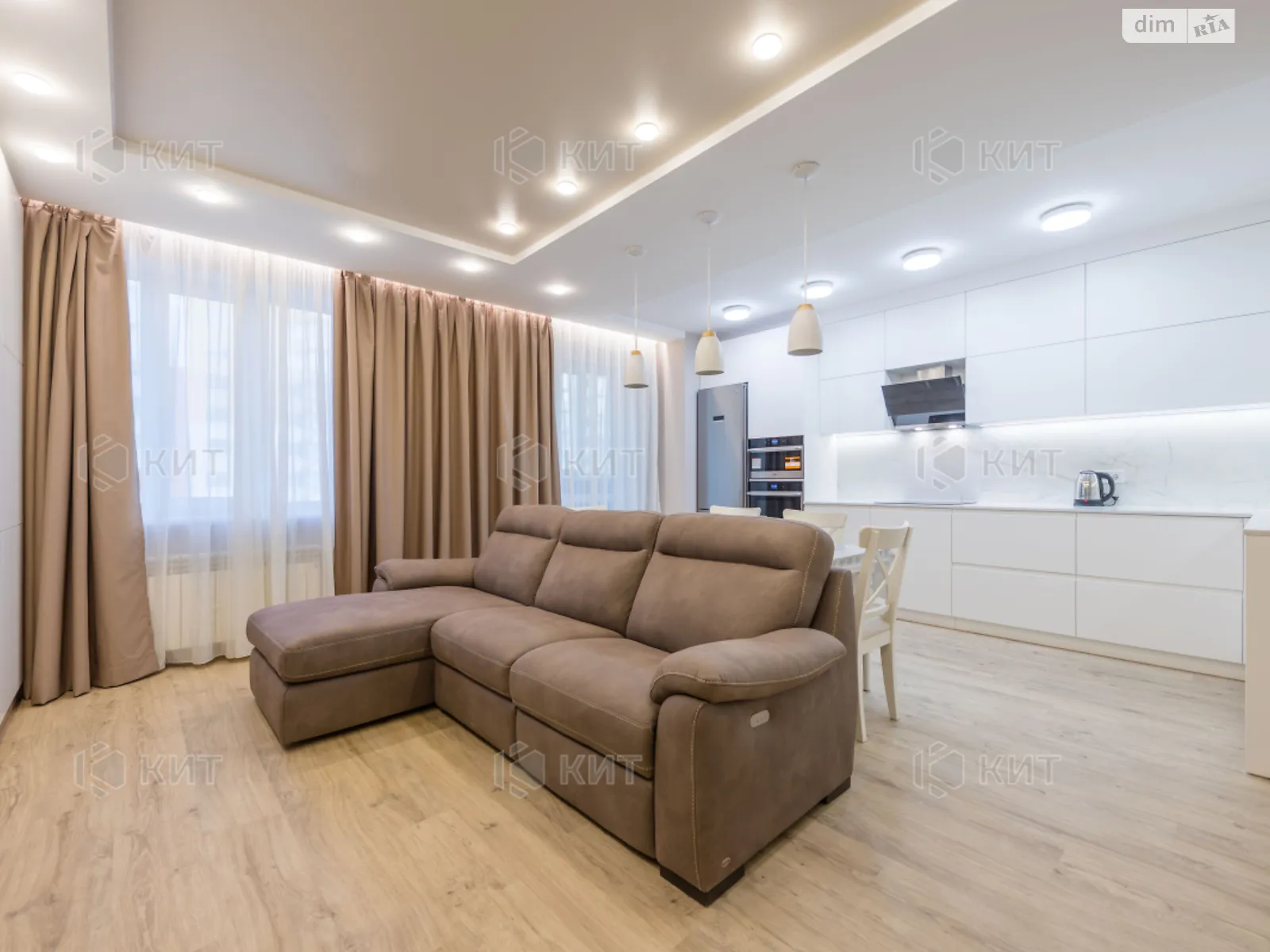 Продается 3-комнатная квартира 102.3 кв. м в Харькове, ул. Гвардейцев-Широнинцев, 70Б - фото 1