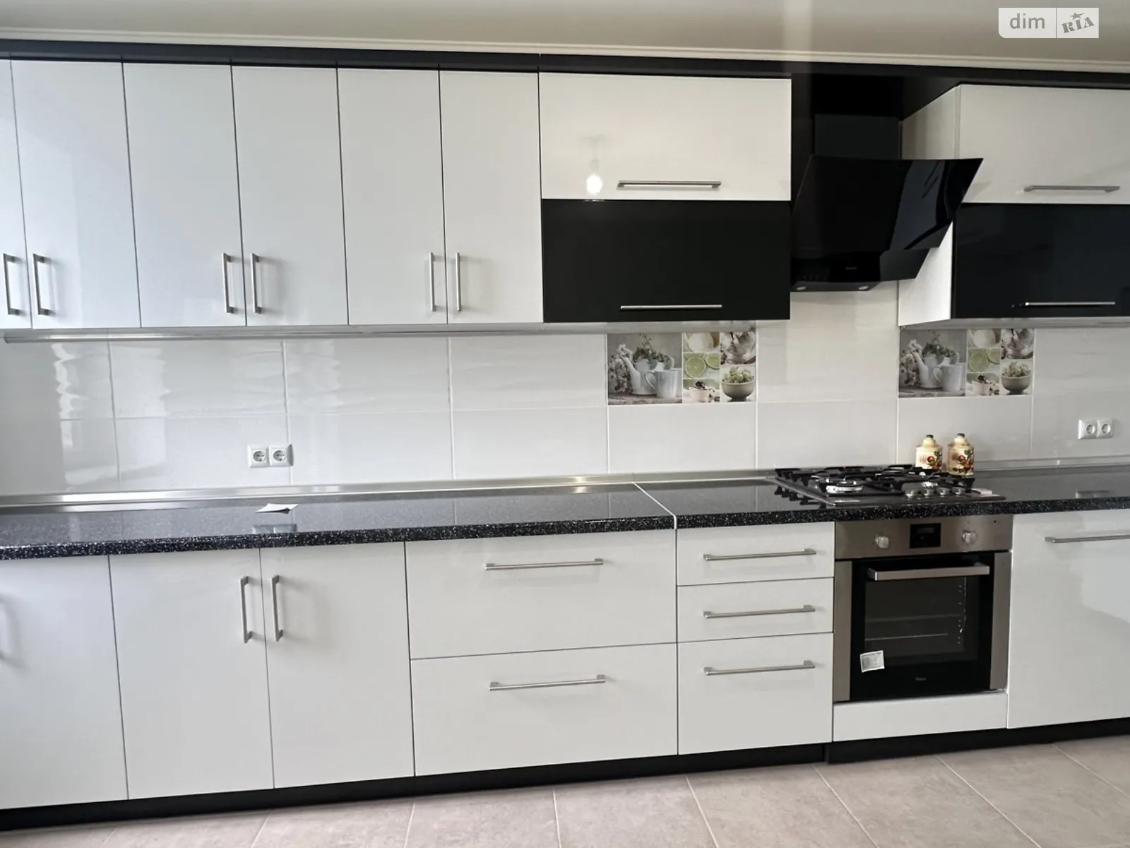 Продается 3-комнатная квартира 80 кв. м в Хмельницком, ул. Черновола - фото 1