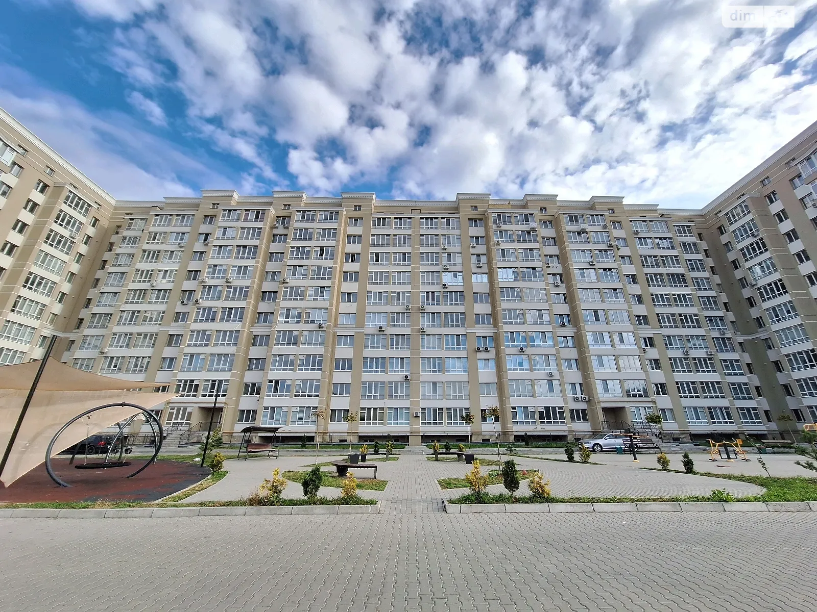 Продается 2-комнатная квартира 77.5 кв. м в Хмельницком, ул. Заречанская, 3/3Б - фото 1