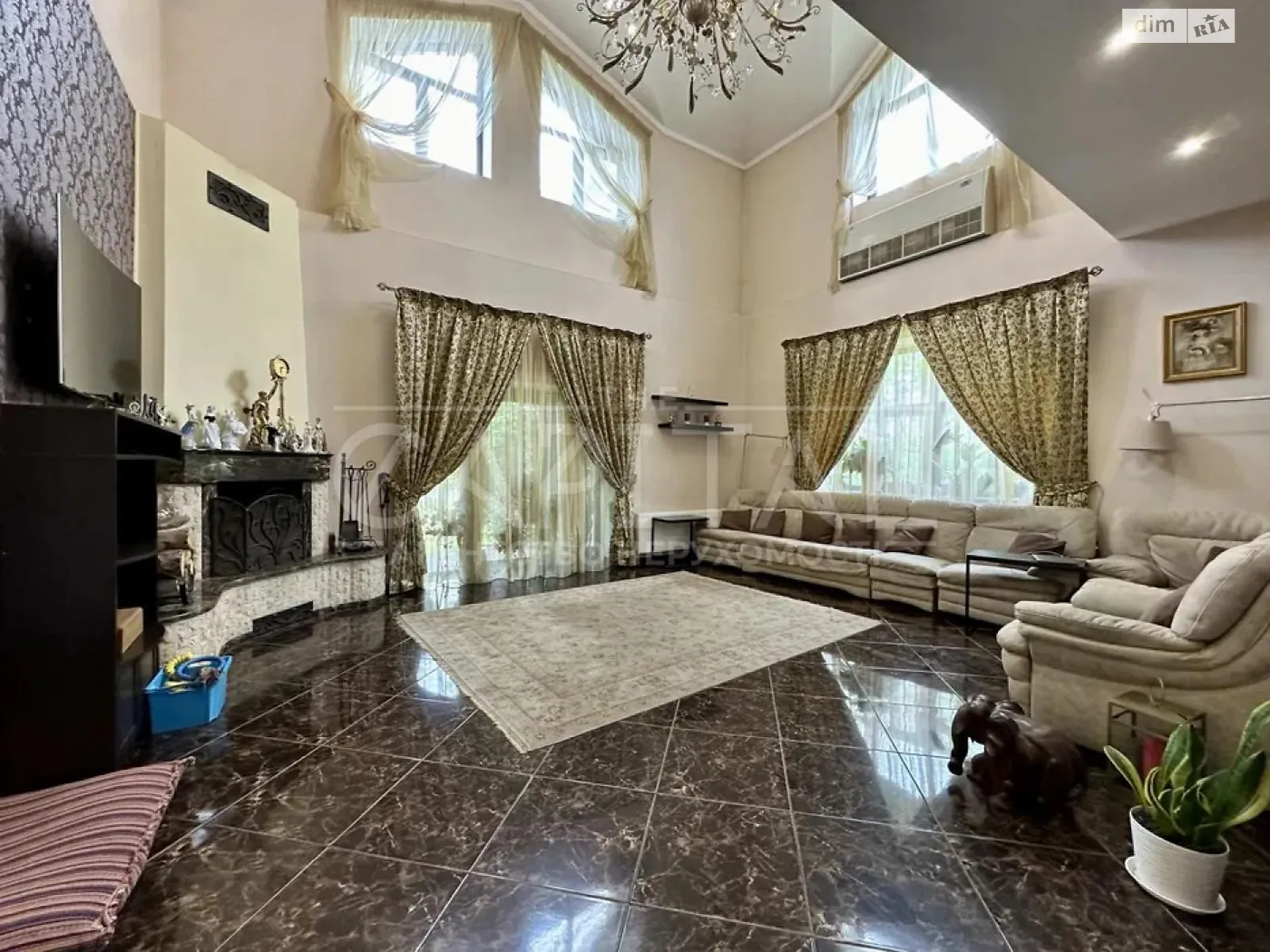 Продается дом на 2 этажа 459 кв. м с участком, цена: 435000 $ - фото 1