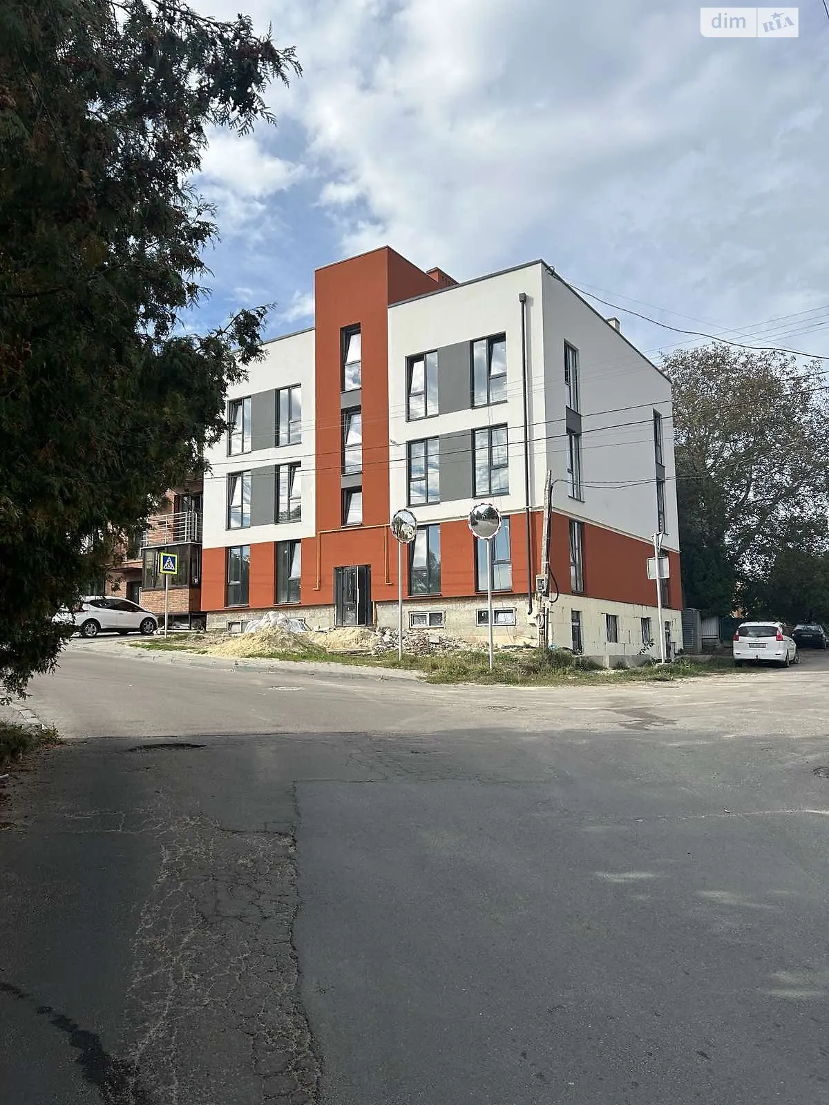 1-комнатная квартира 40 кв. м в Тернополе, ул. Загребельная, 51 - фото 1