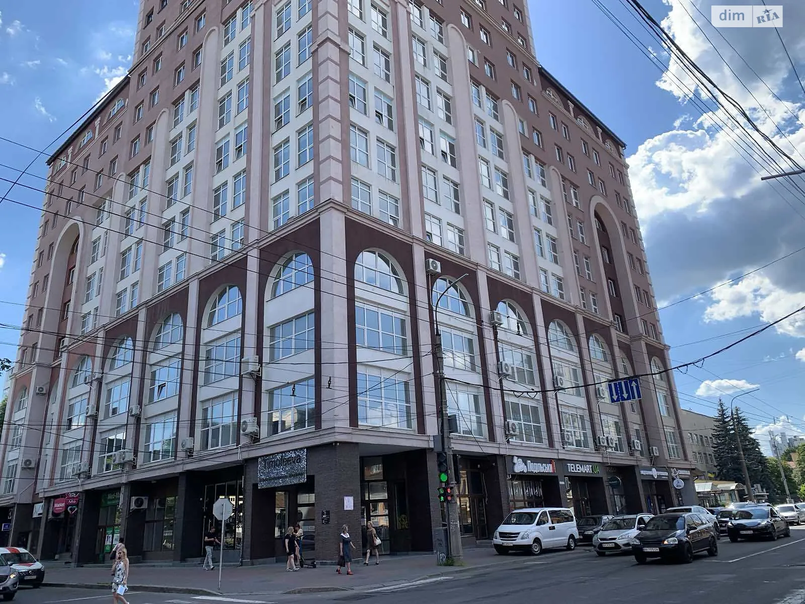 Продается офис 17 кв. м в бизнес-центре, цена: 9500 $ - фото 1
