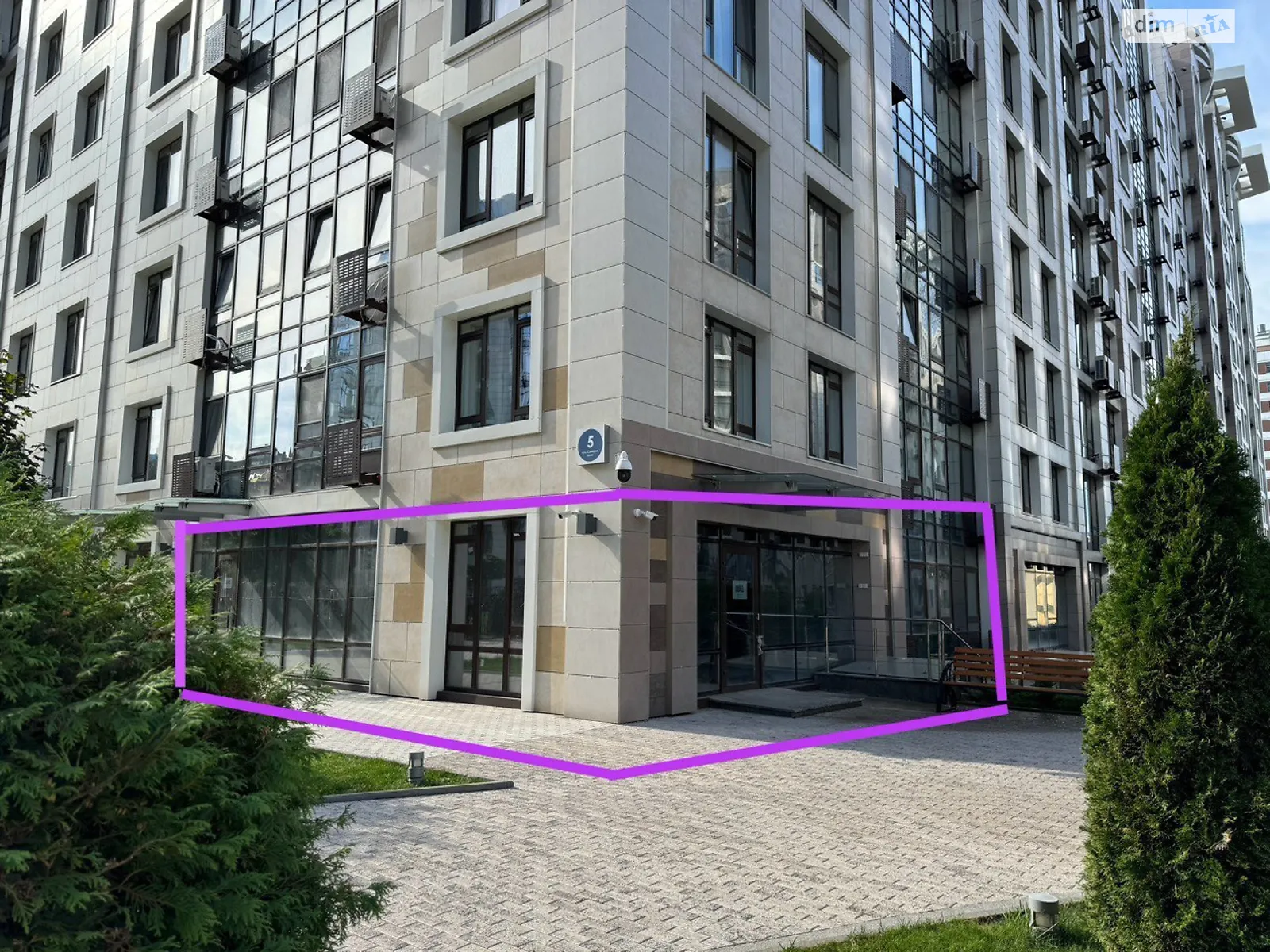 Продается офис 198.4 кв. м в бизнес-центре, цена: 496000 $ - фото 1