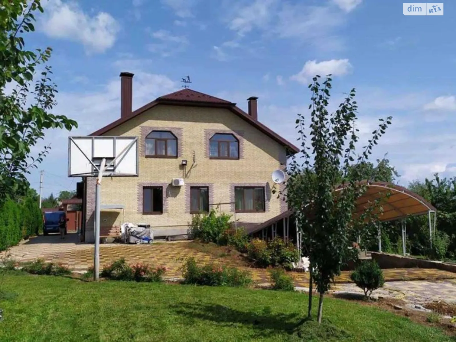 Продается дом на 2 этажа 480 кв. м с подвалом, цена: 290000 $ - фото 1