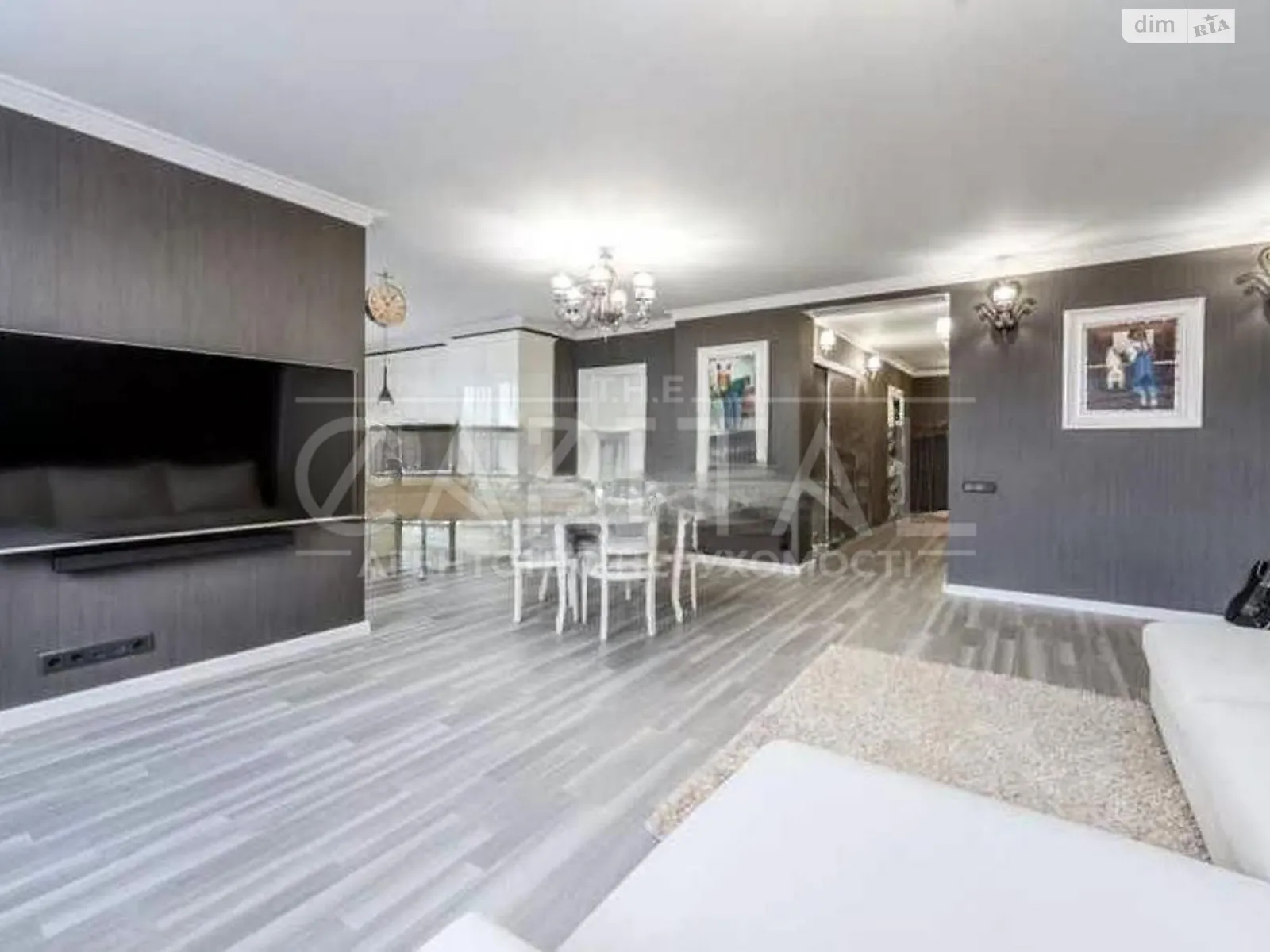 Продается 3-комнатная квартира 117 кв. м в Киеве, ул. Героев Обороны, 10А - фото 1