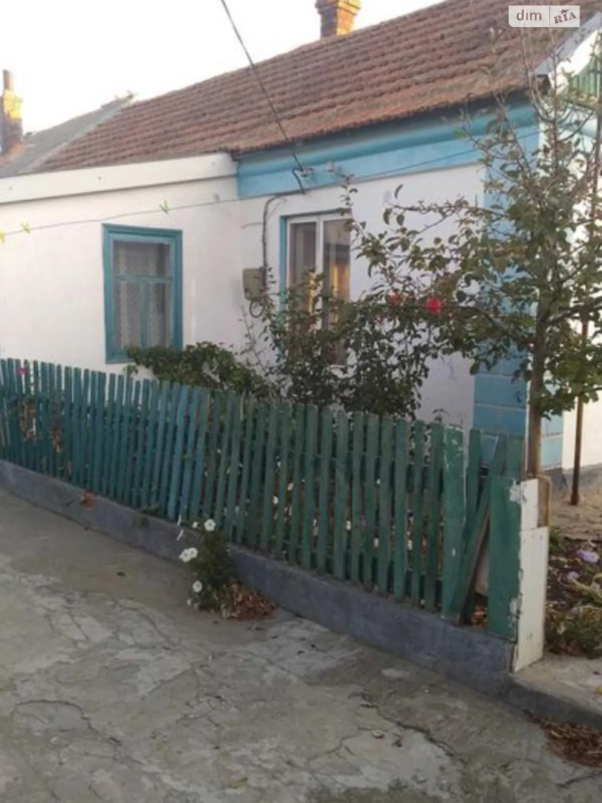 Продається одноповерховий будинок 191 кв. м с басейном, цена: 30000 $ - фото 1