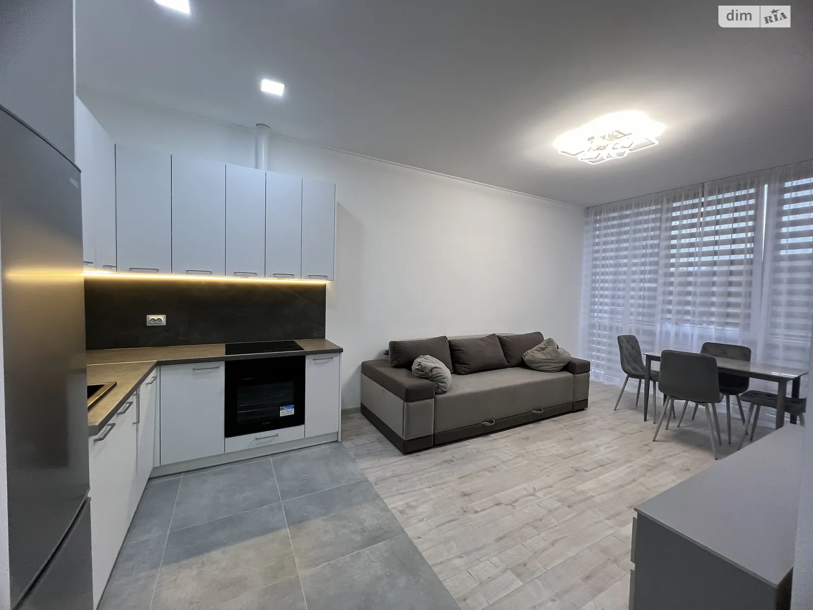 Сдается в аренду 1-комнатная квартира 40 кв. м в Ужгороде, ул. Капушанская(Победы), 168А - фото 1