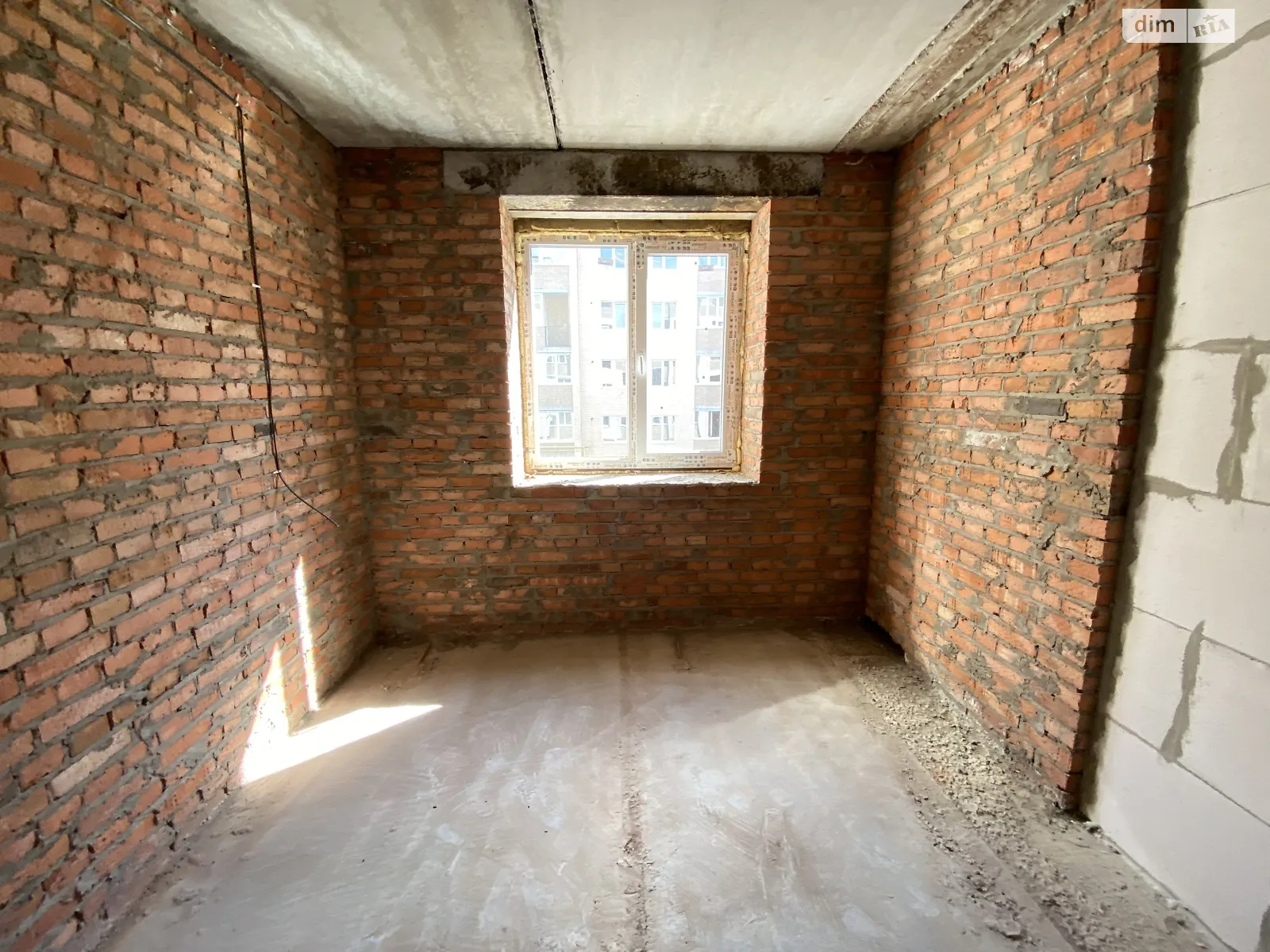 Продається 2-кімнатна квартира 57.5 кв. м у Стрижавці, вул. Київська - фото 1