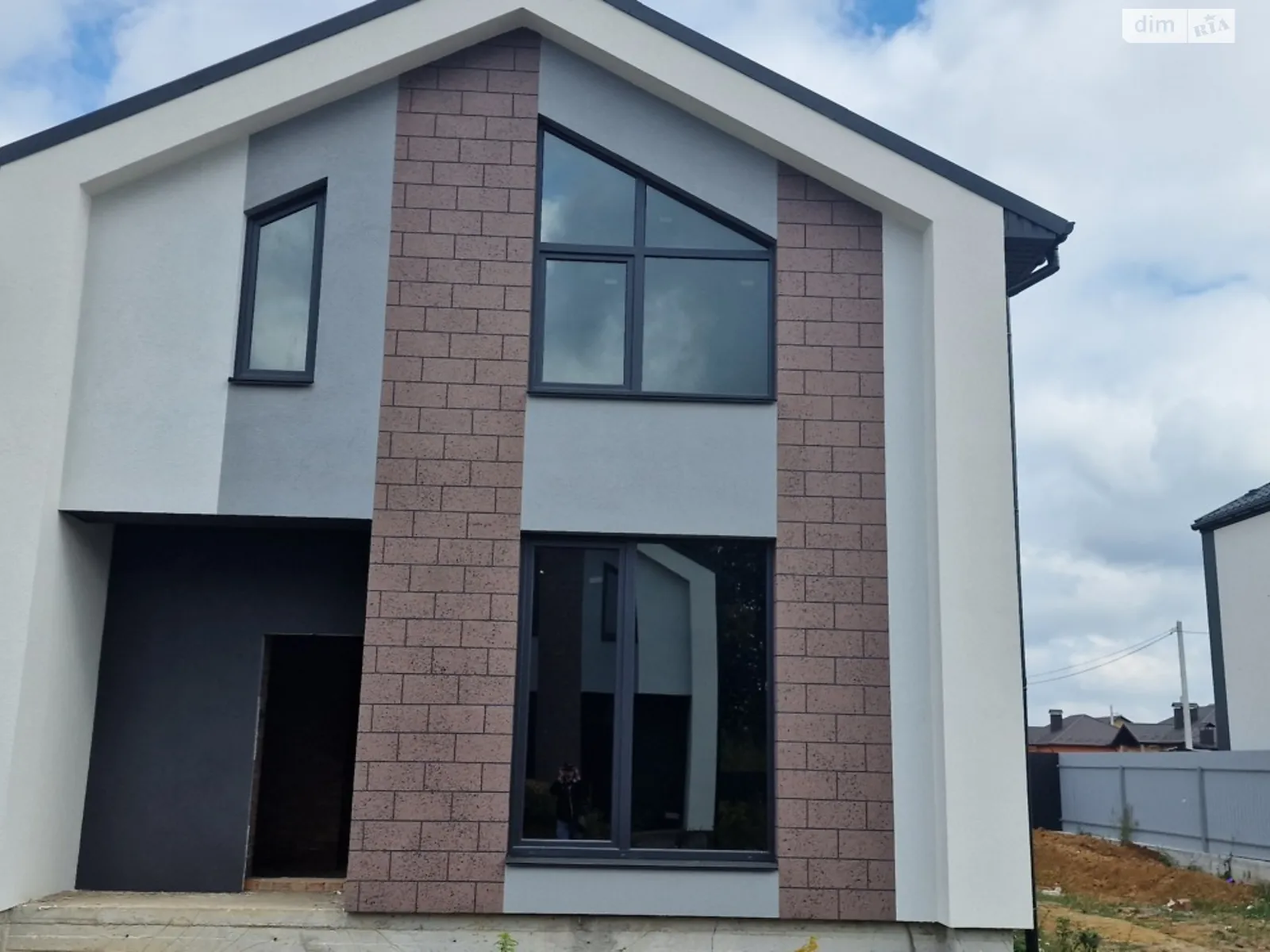 Продається будинок 2 поверховий 125 кв. м з терасою, цена: 95000 $ - фото 1