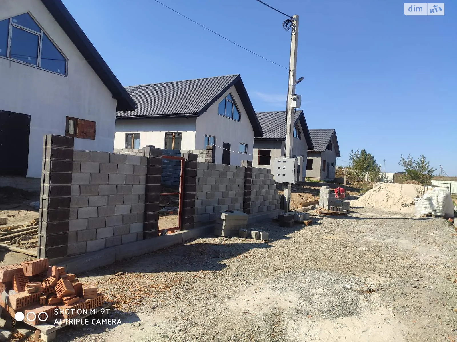 Продается дом на 2 этажа 116.3 кв. м с бассейном, цена: 61000 $ - фото 1
