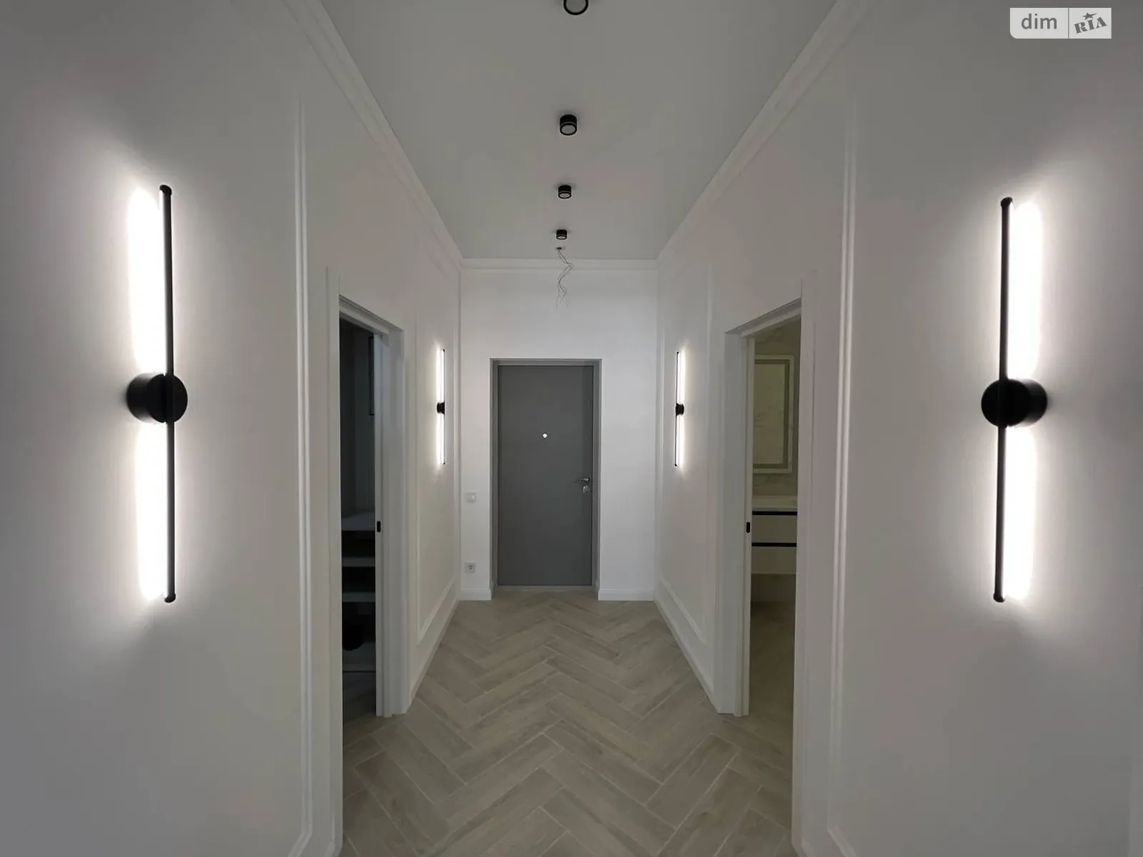 Продается 1-комнатная квартира 55 кв. м в Одессе, Фонтанская дор., 77А - фото 1