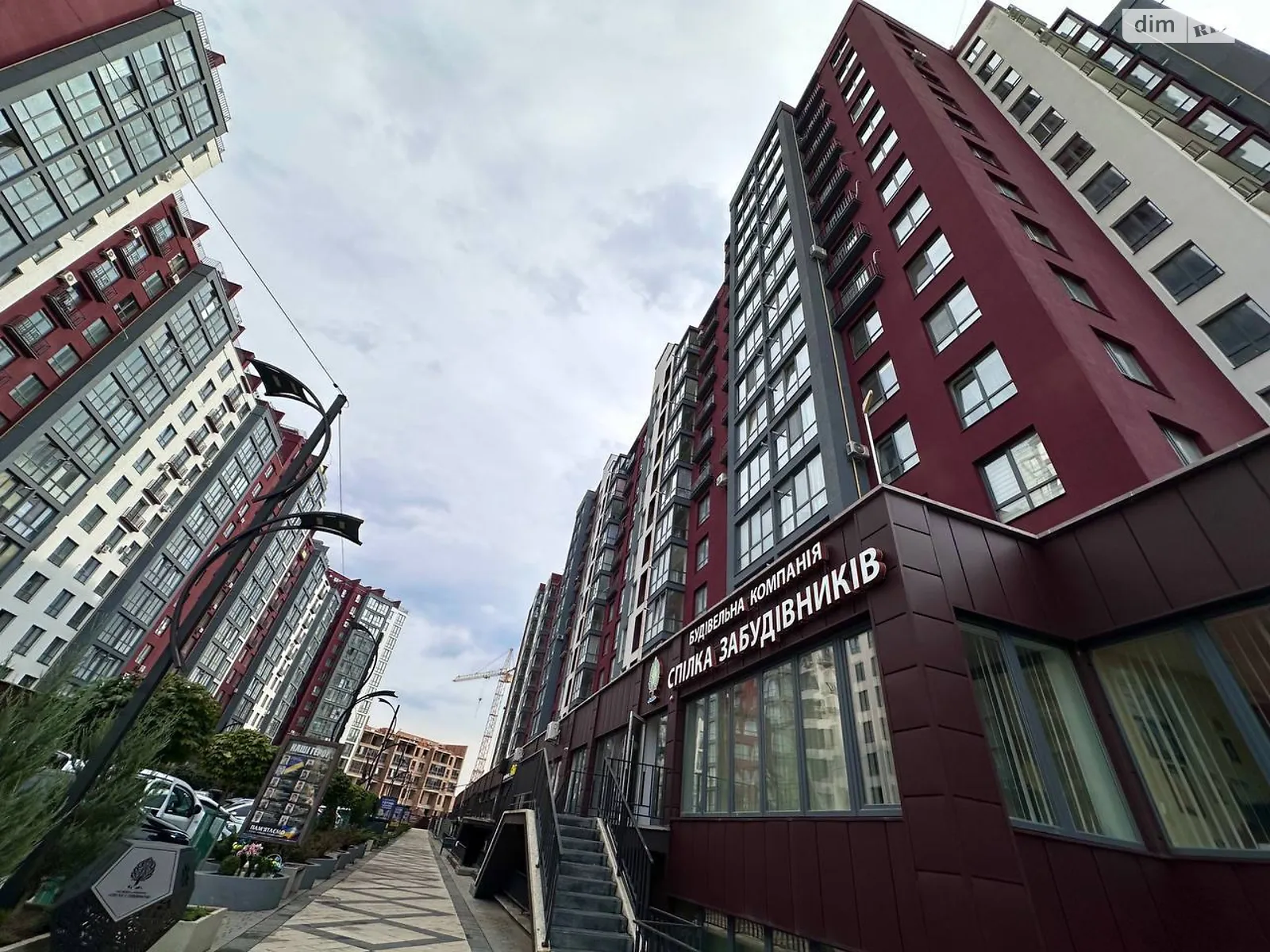 Продається 1-кімнатна квартира 37 кв. м у Івано-Франківську, вул. Княгинин, 44 - фото 1