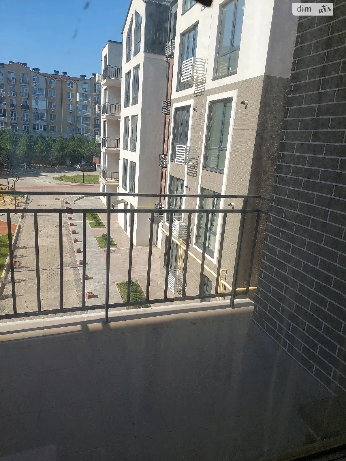 Продається 2-кімнатна квартира 70 кв. м у Одесі, вул. Академіка Сахарова, 52 - фото 1