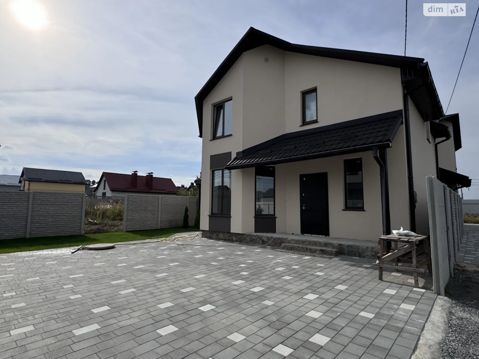 Продається будинок 2 поверховий 115 кв. м з гаражем, цена: 97000 $ - фото 1