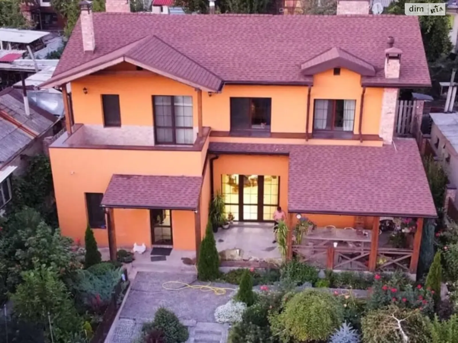 Продается дом на 2 этажа 197.4 кв. м с верандой, цена: 240000 $ - фото 1