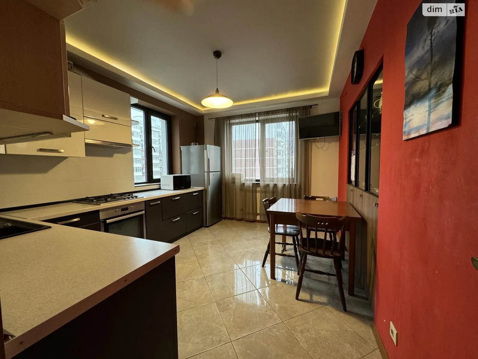 Продается 3-комнатная квартира 130 кв. м в Винниках, ул. Винная Гора - фото 1