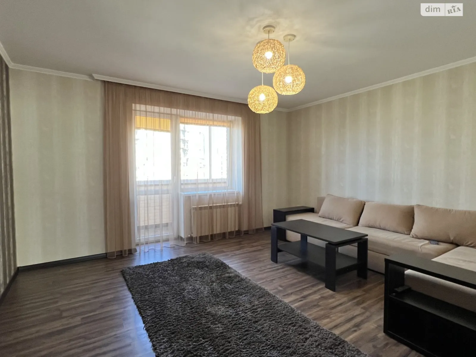 Здається в оренду 3-кімнатна квартира 96 кв. м у, цена: 450 $ - фото 1