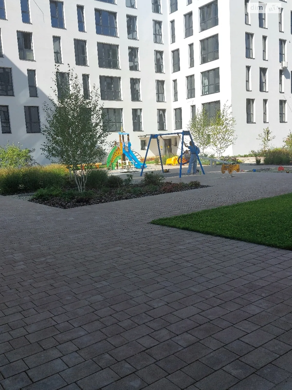 Продается 2-комнатная квартира 62 кв. м в Минае, ул. Августина Волошина - фото 1