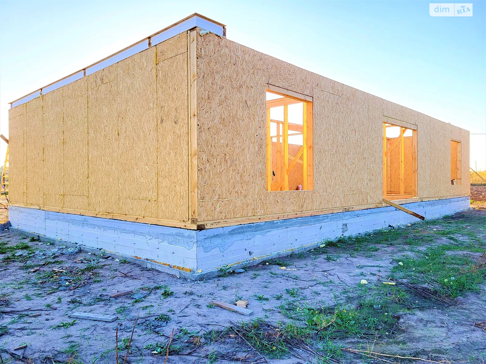 Продается одноэтажный дом 144 кв. м с камином, цена: 45000 $ - фото 1