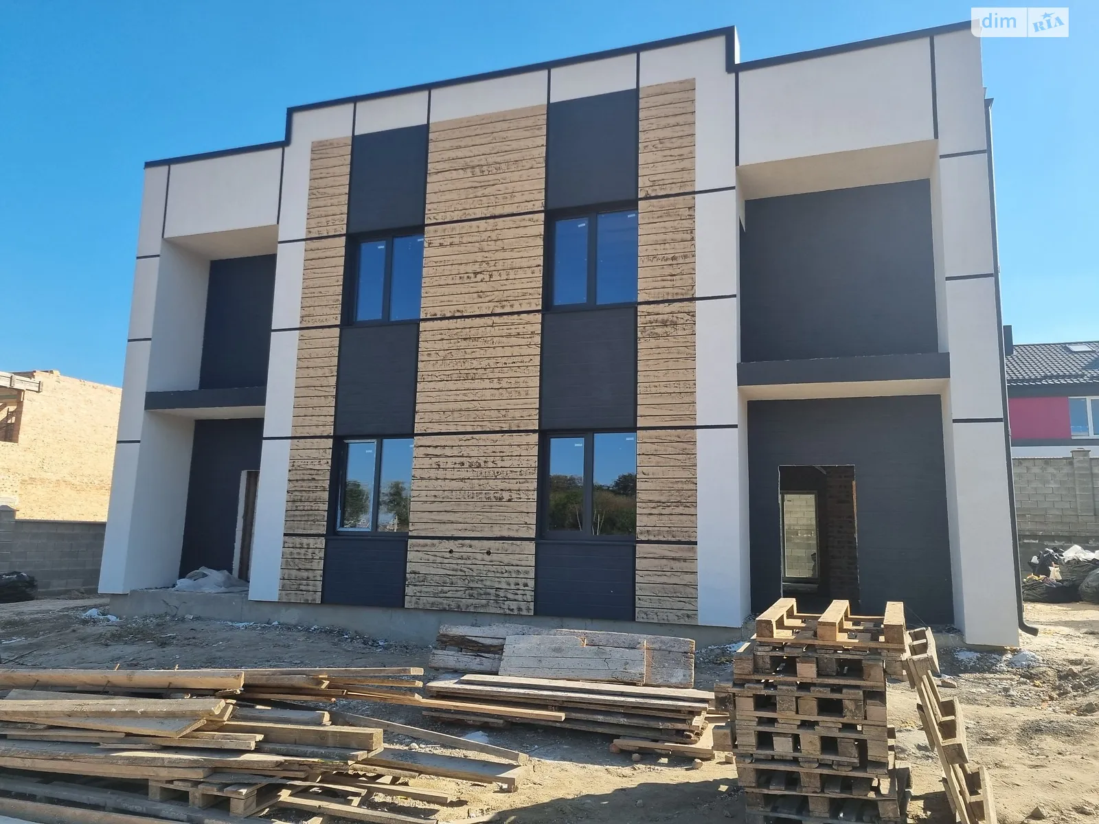 Продається частина будинку 120 кв. м з бесідкою, цена: 72000 $ - фото 1