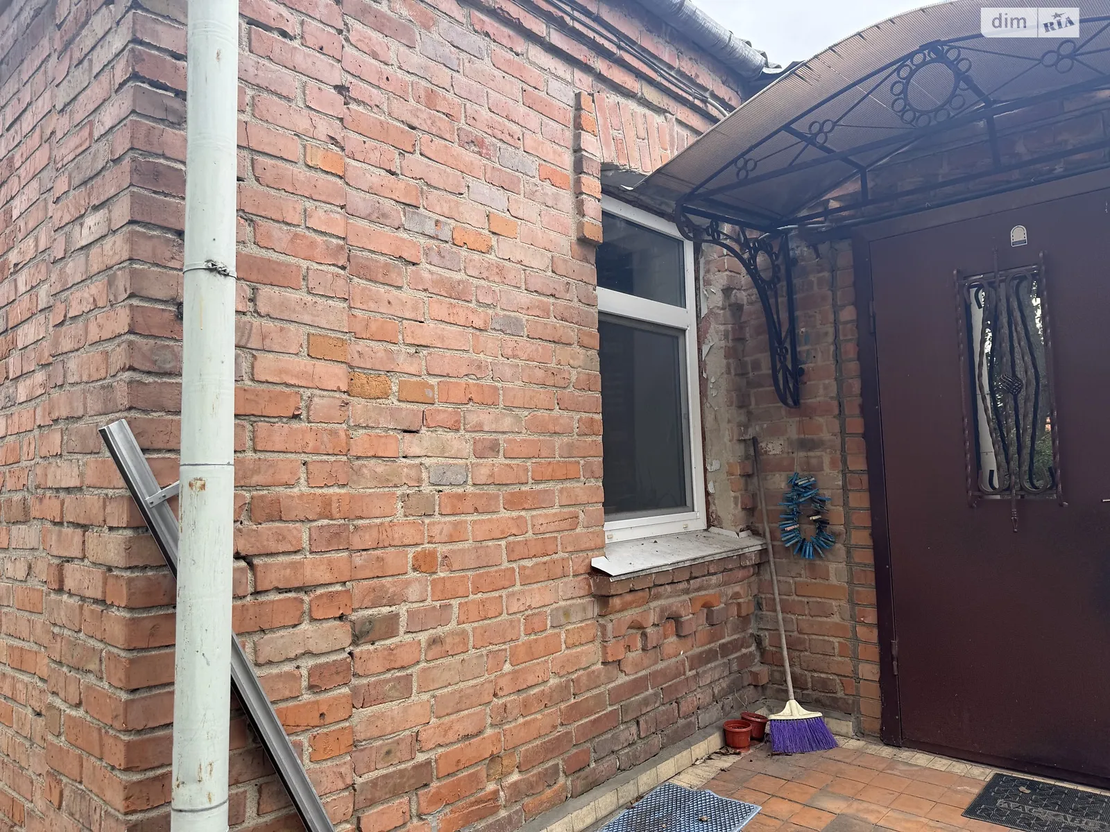 Продается одноэтажный дом 71 кв. м с баней/сауной, цена: 70000 $ - фото 1