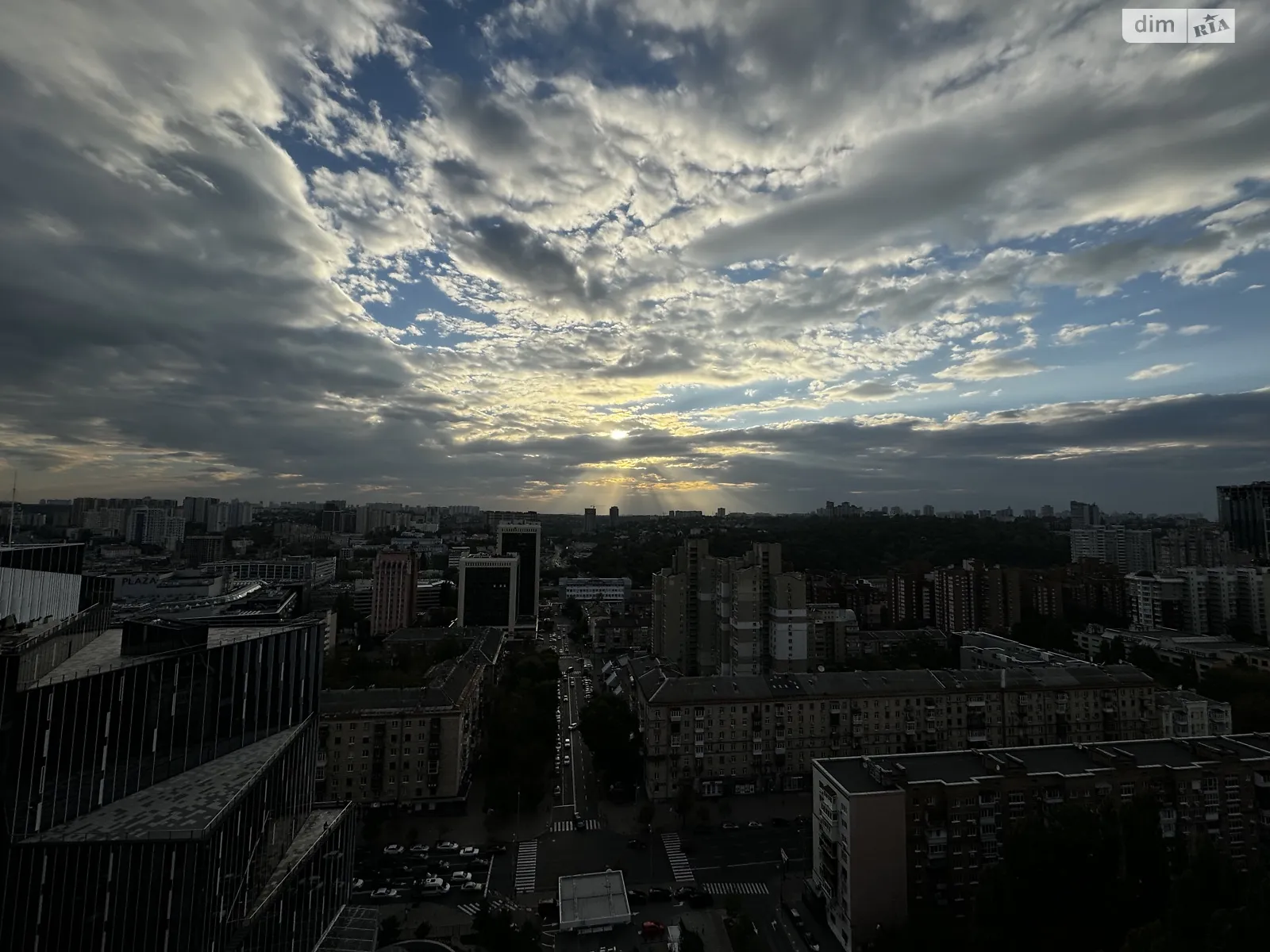 Продається 1-кімнатна квартира 45 кв. м у Києві, вул. Предславинська, 42 - фото 1