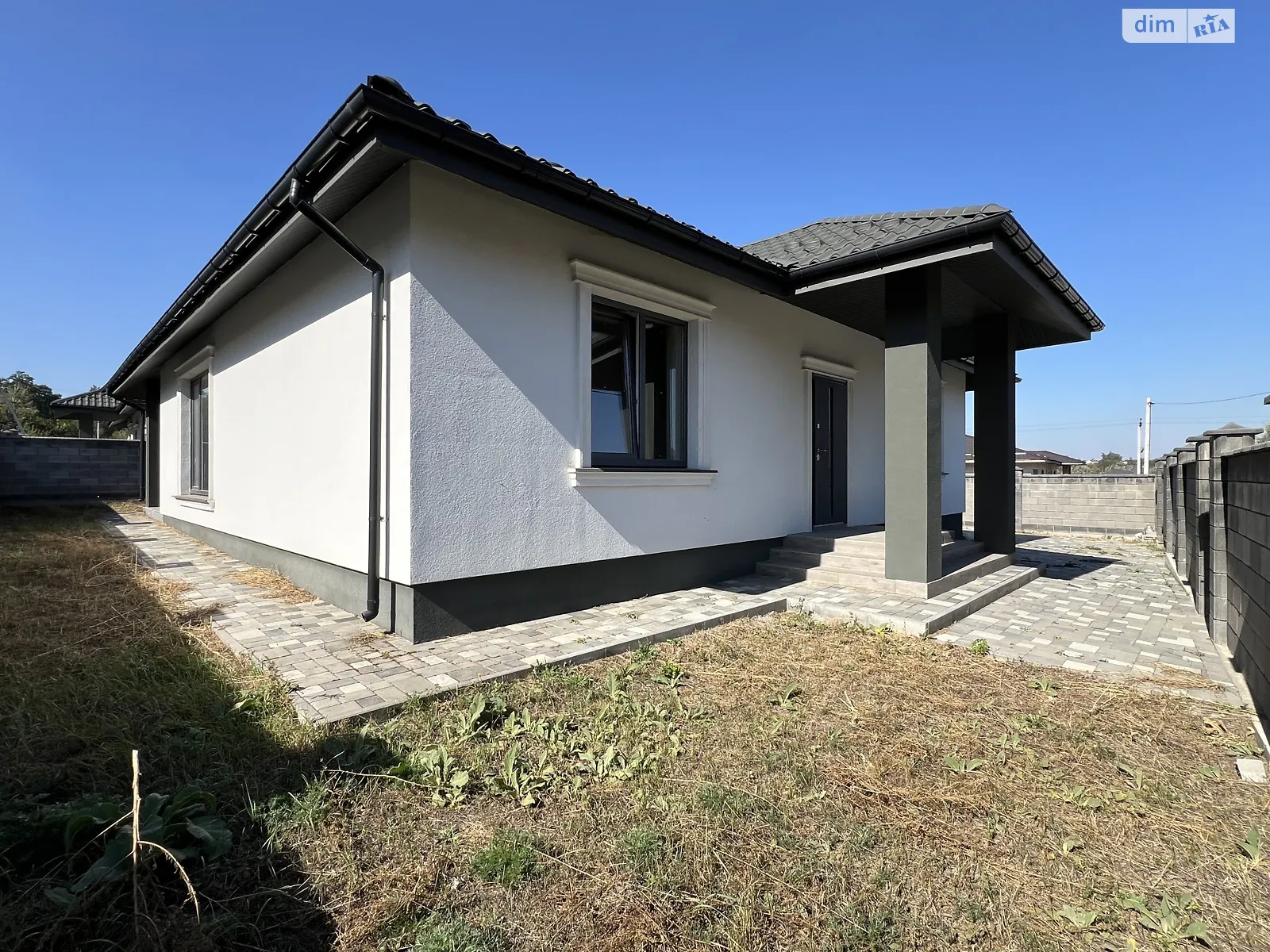 Продается одноэтажный дом 110 кв. м с садом, цена: 120000 $ - фото 1