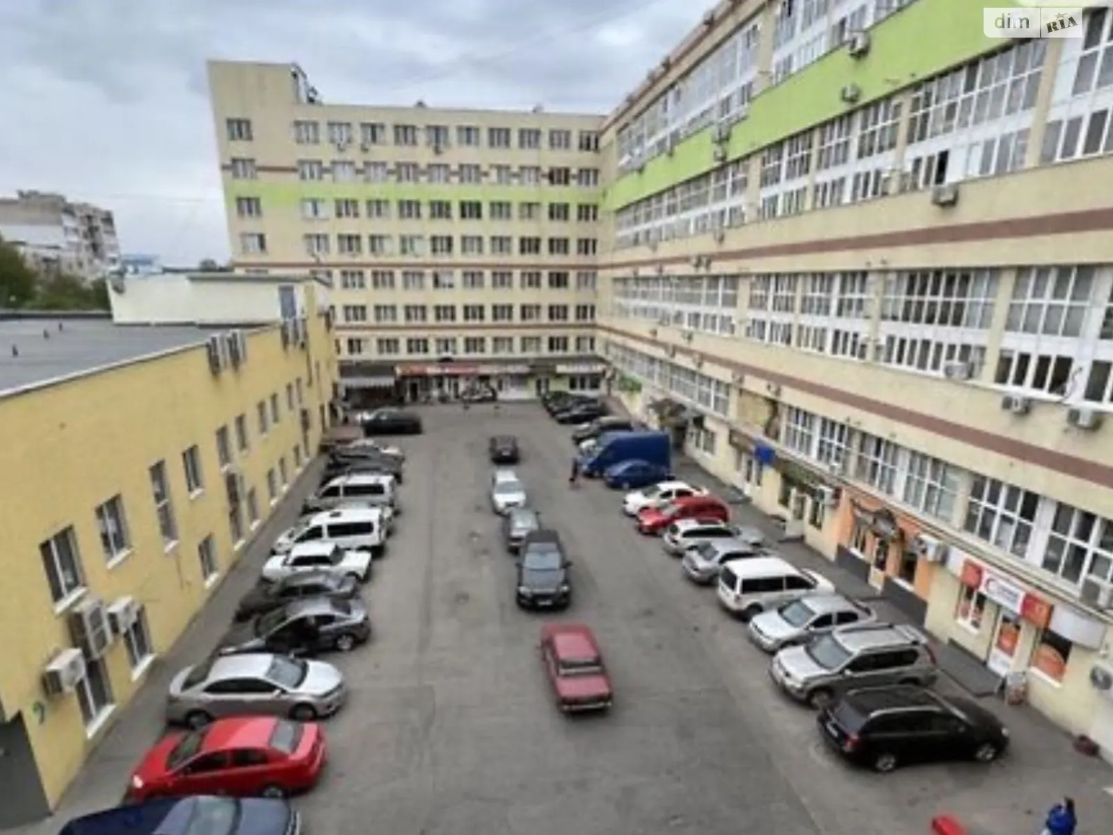 Продается 2-комнатная квартира 137.4 кв. м в Виннице, ул. Замостянская - фото 1