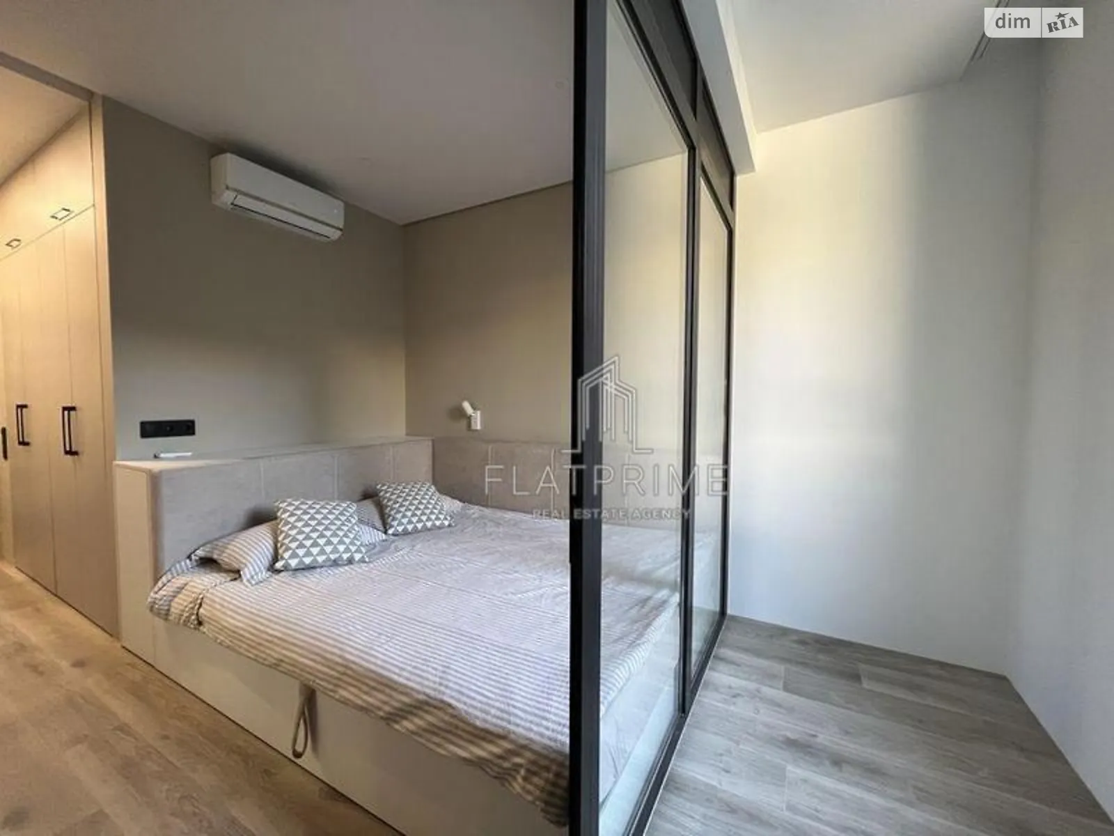 Продается 1-комнатная квартира 47 кв. м в Киеве, Крепостной(Тверской) туп., 7Б - фото 1