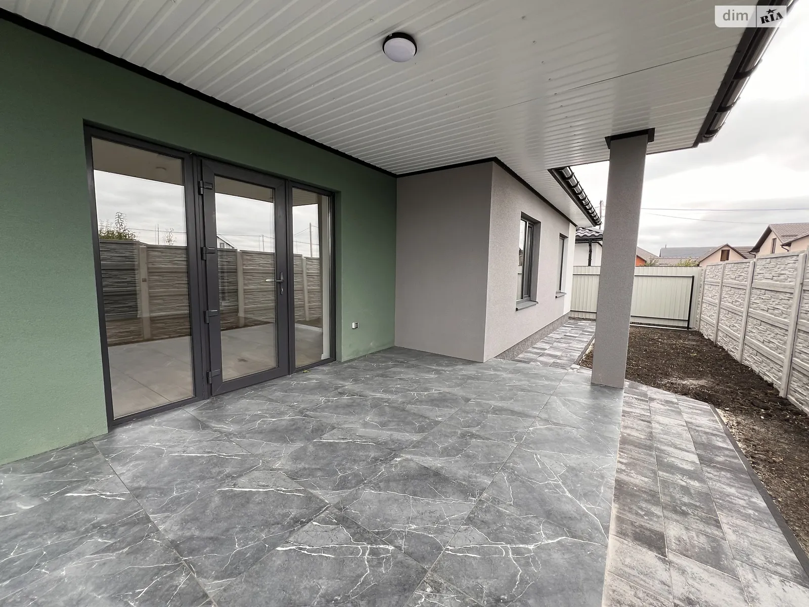 Продается одноэтажный дом 100 кв. м с мансардой, цена: 155000 $ - фото 1