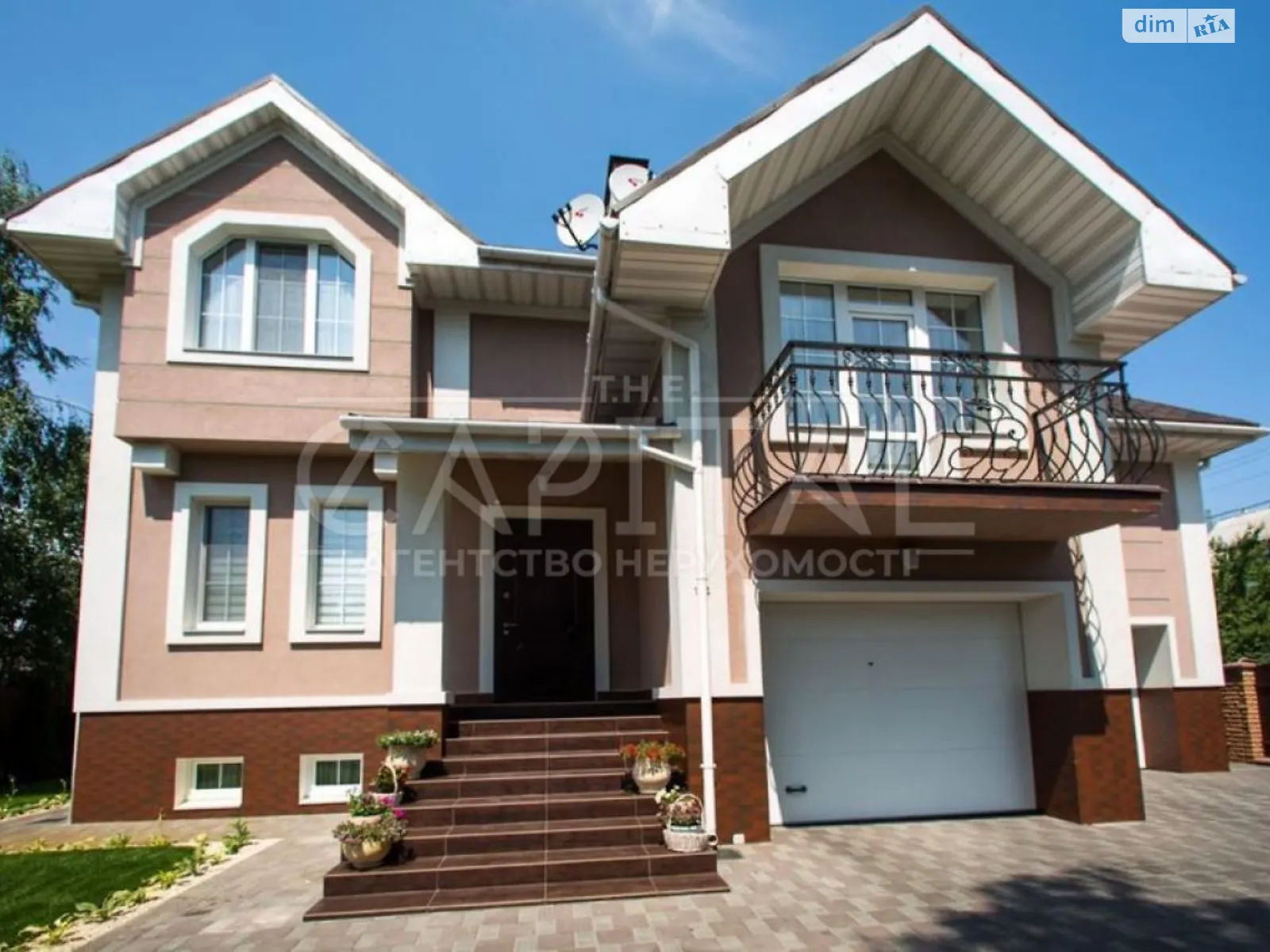 Сдается в аренду дом на 2 этажа 355 кв. м с верандой, цена: 4500 $ - фото 1