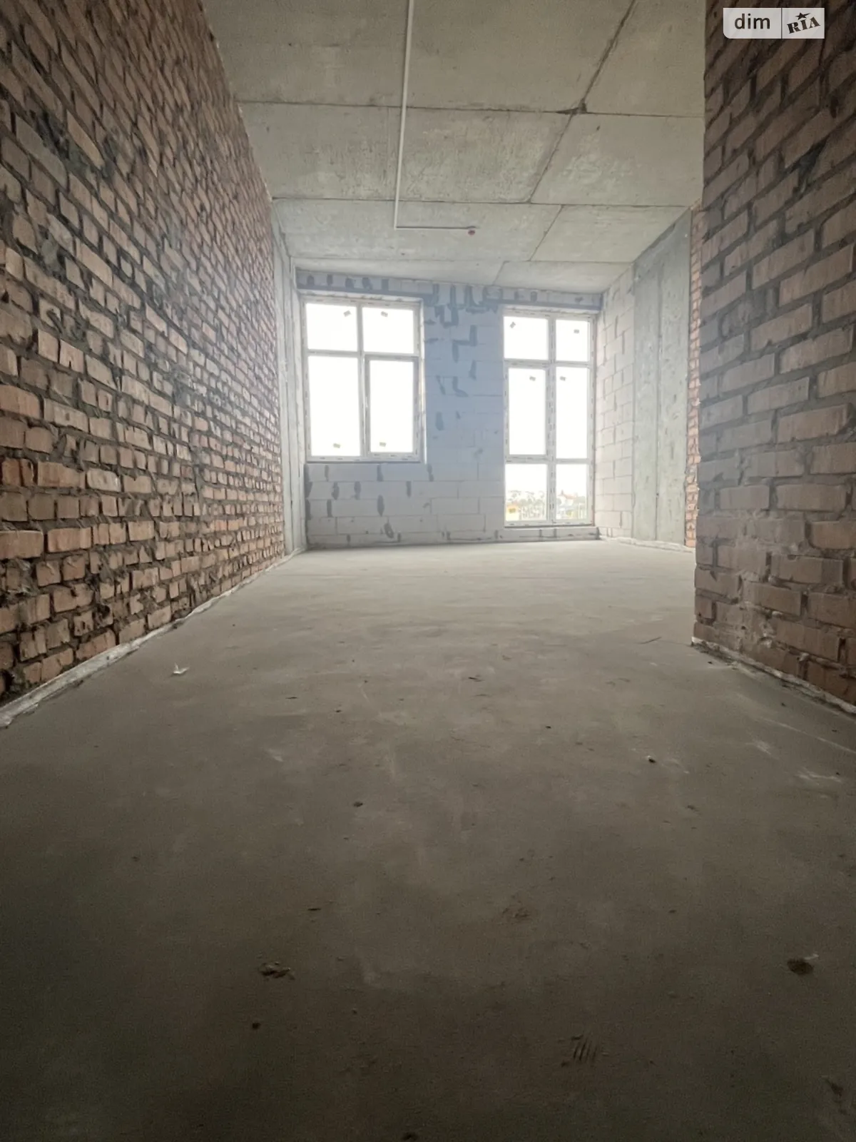 Продается 1-комнатная квартира 26 кв. м в Ирпене, ул. Кобылянской Ольги, 1В/12 - фото 1