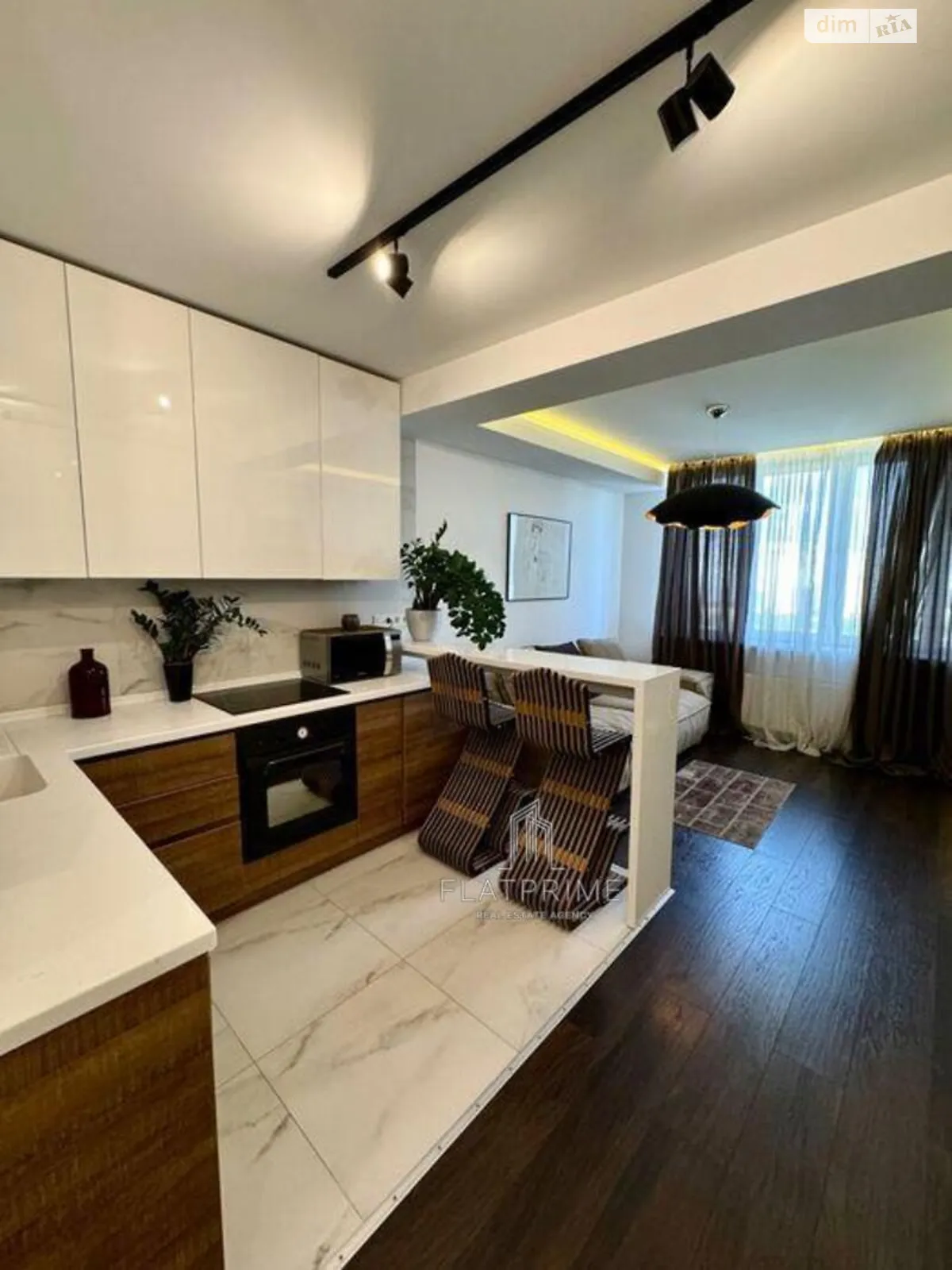 Продается 1-комнатная квартира 55.61 кв. м в Киеве, ул. Завальная, 10В - фото 1