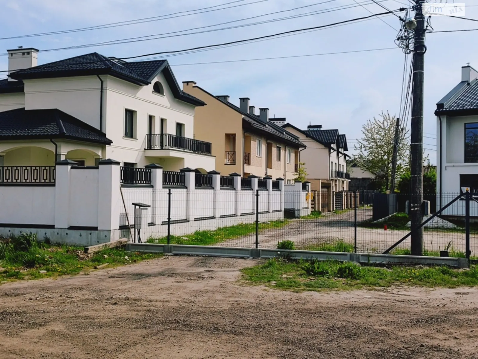 вул. Землеробна Франківський Львів - фото 4