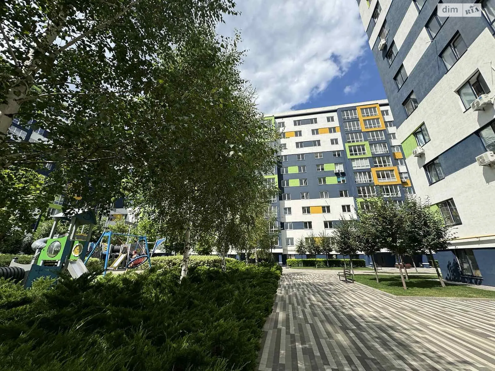 Продается 2-комнатная квартира 59.96 кв. м в Буче, ул. Вишневая - фото 1