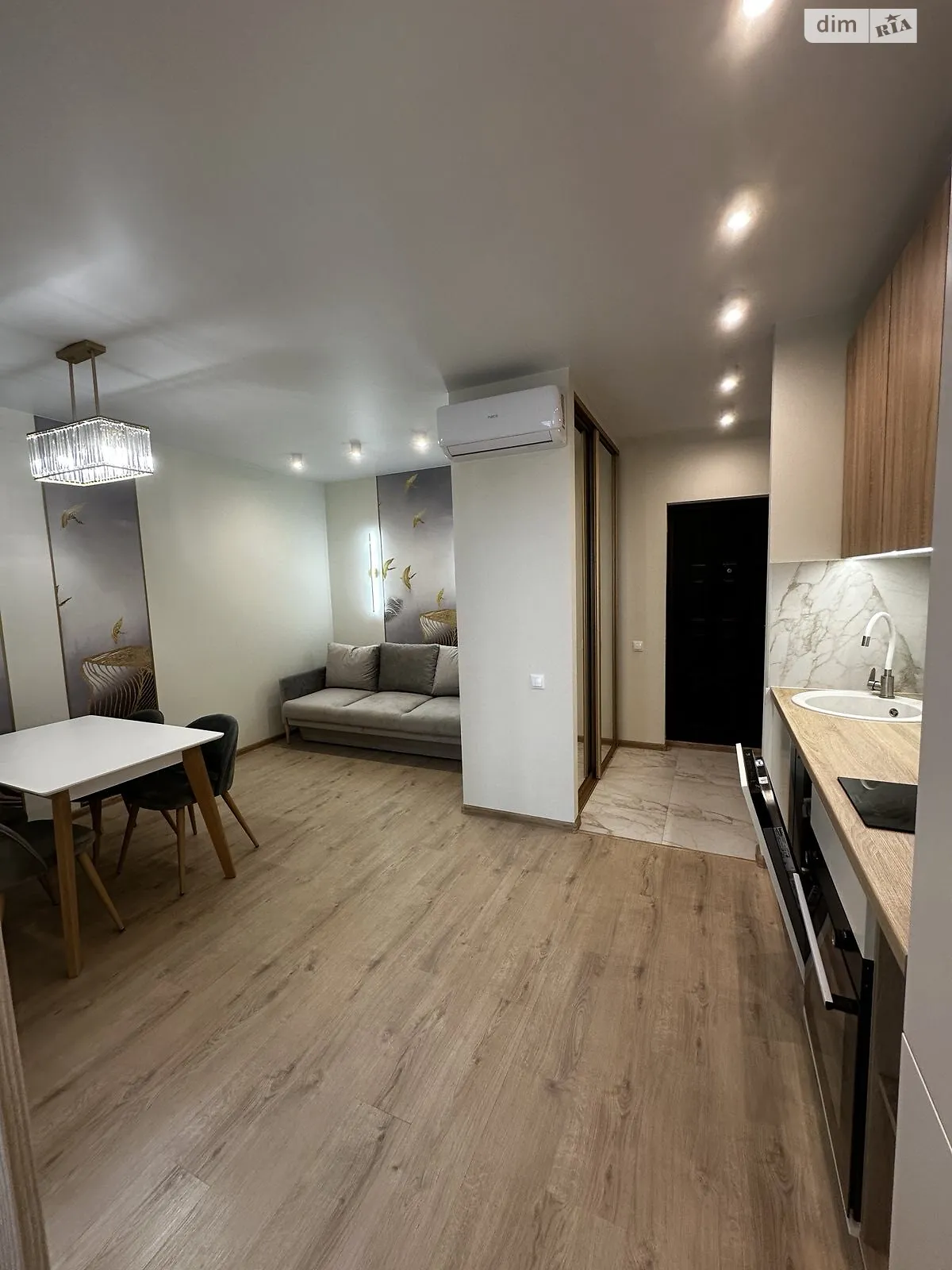 Продається 2-кімнатна квартира 44.3 кв. м у Одесі, вул. Перлинна, 6 - фото 1
