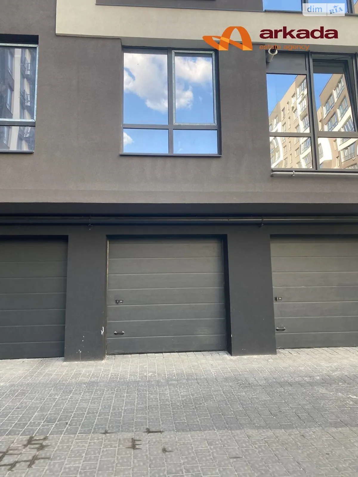 Продається окремий гараж під легкове авто на 19 кв. м, цена: 18000 $ - фото 1