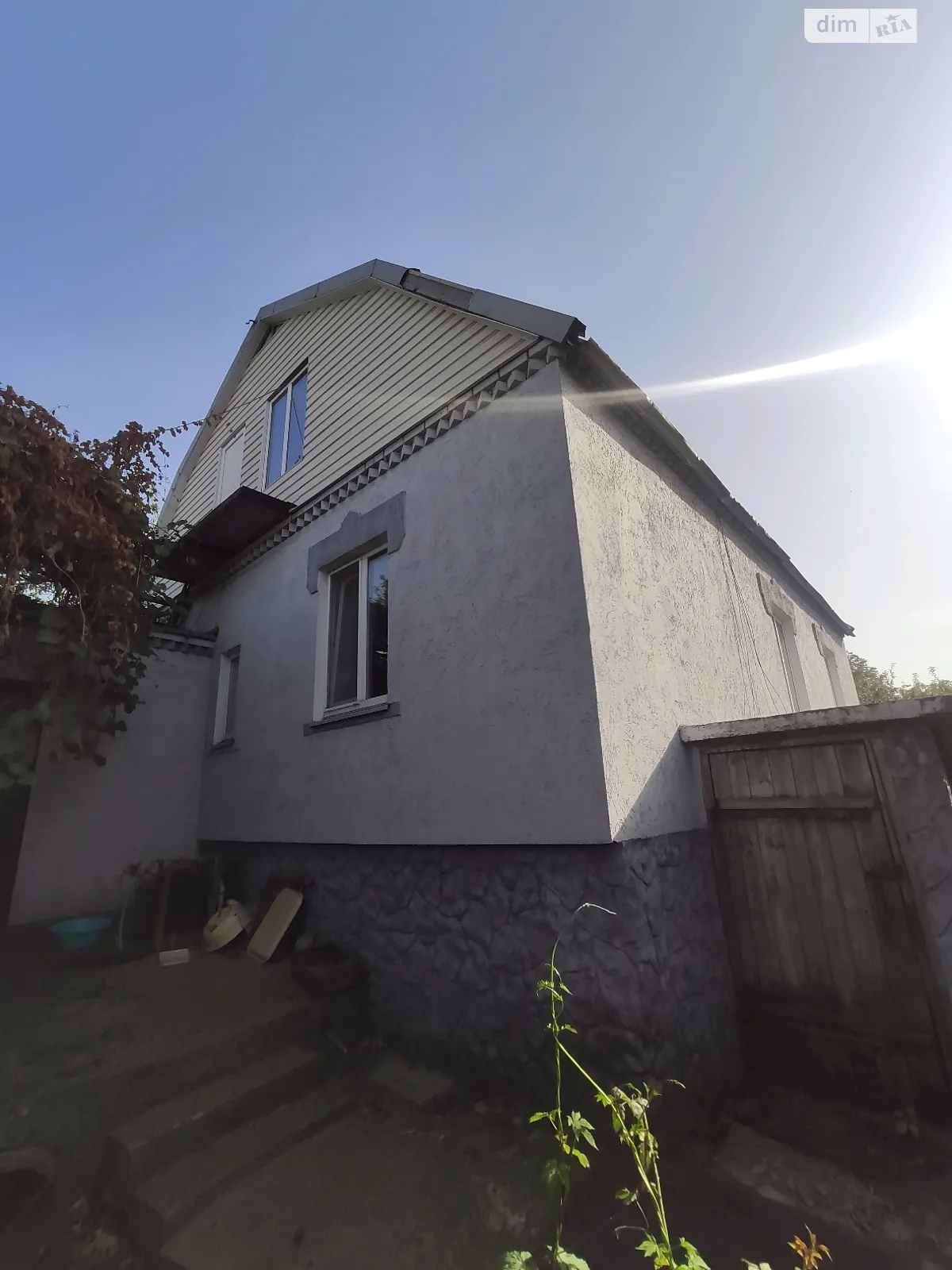 Продается дом на 2 этажа 92 кв. м с бассейном, цена: 35000 $ - фото 1