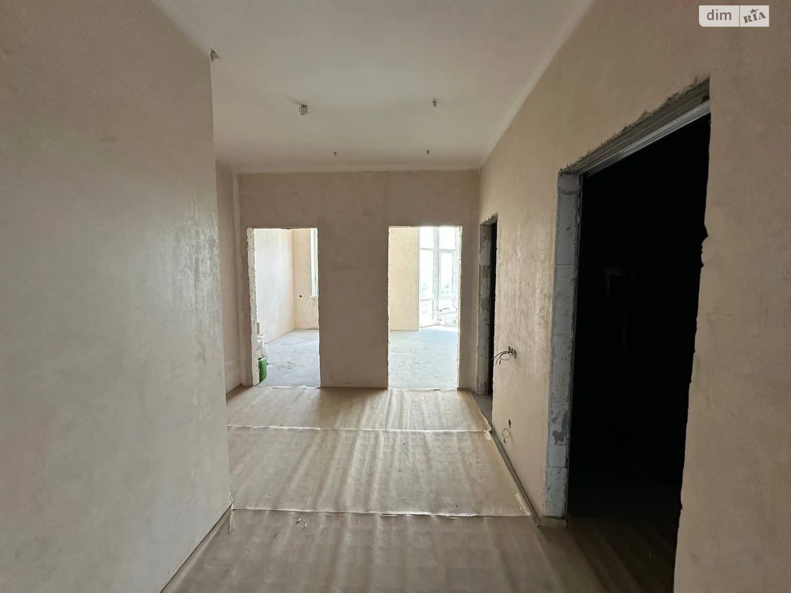 Продається 2-кімнатна квартира 87 кв. м у Одесі, Фонтанська дор., 118А/3 - фото 1