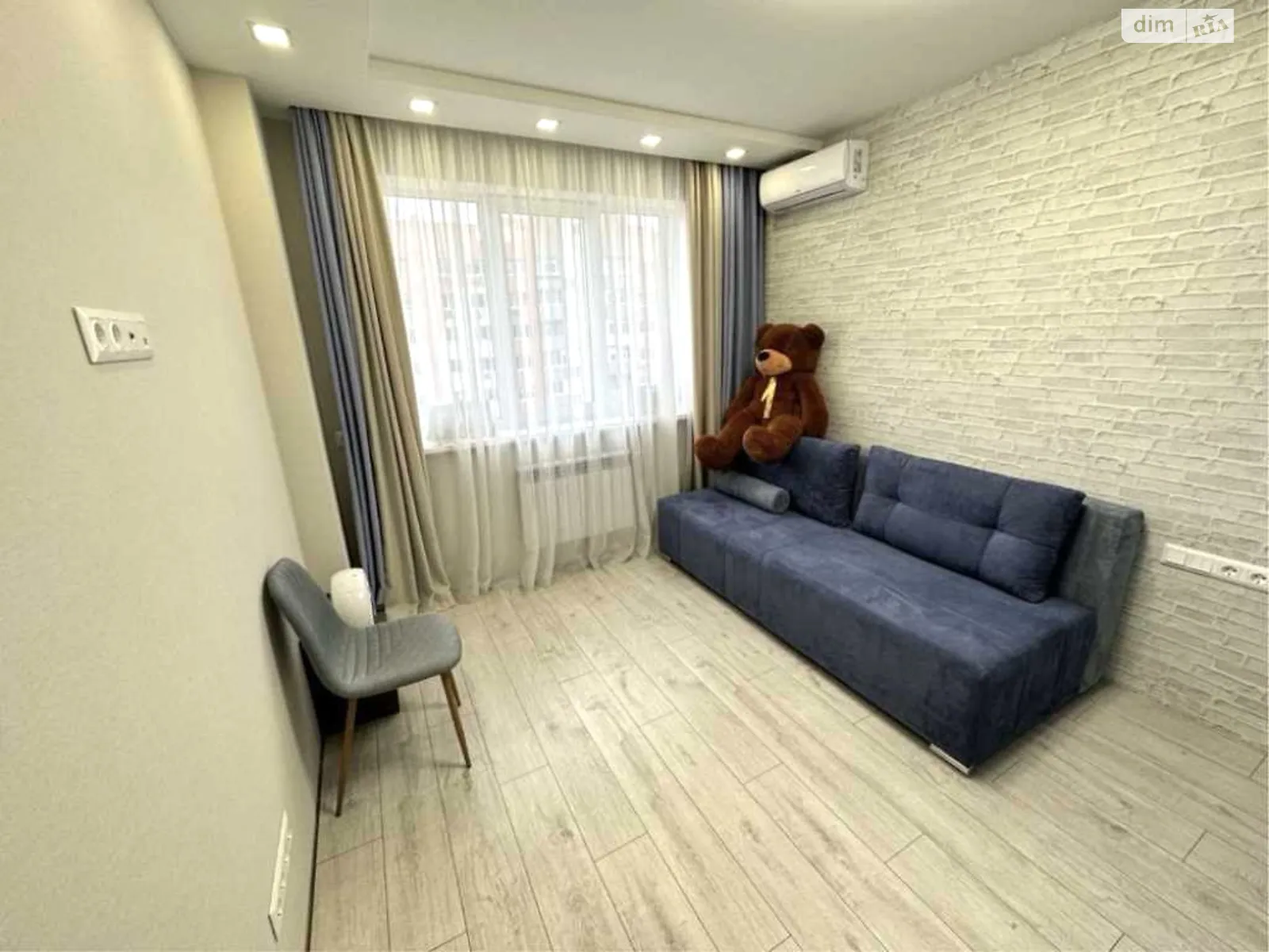 Продається 3-кімнатна квартира 72 кв. м у Розсошенці, вул. Перспективна - фото 1