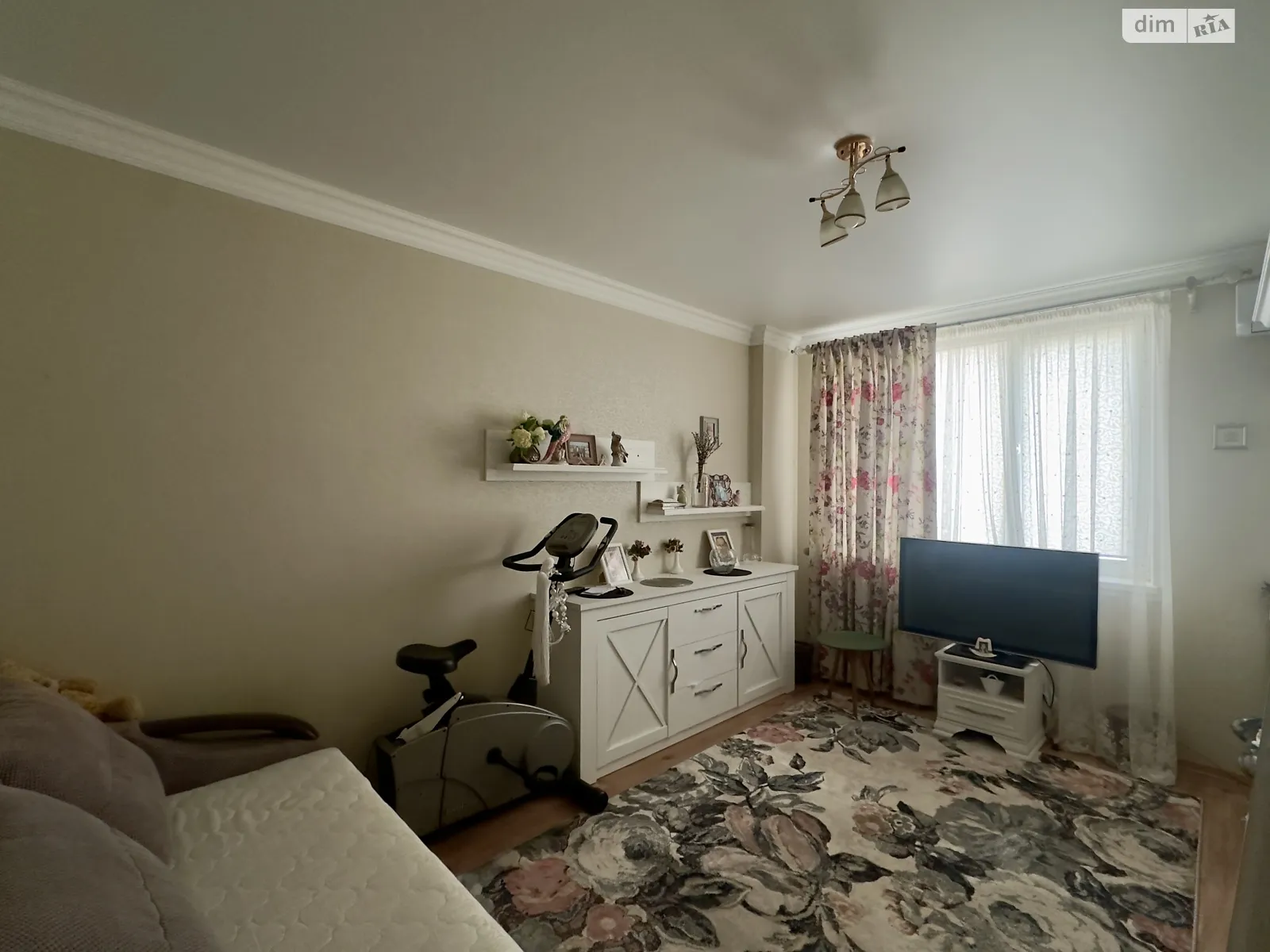 Продается 1-комнатная квартира 32 кв. м в Авангарде, цена: 30000 $ - фото 1