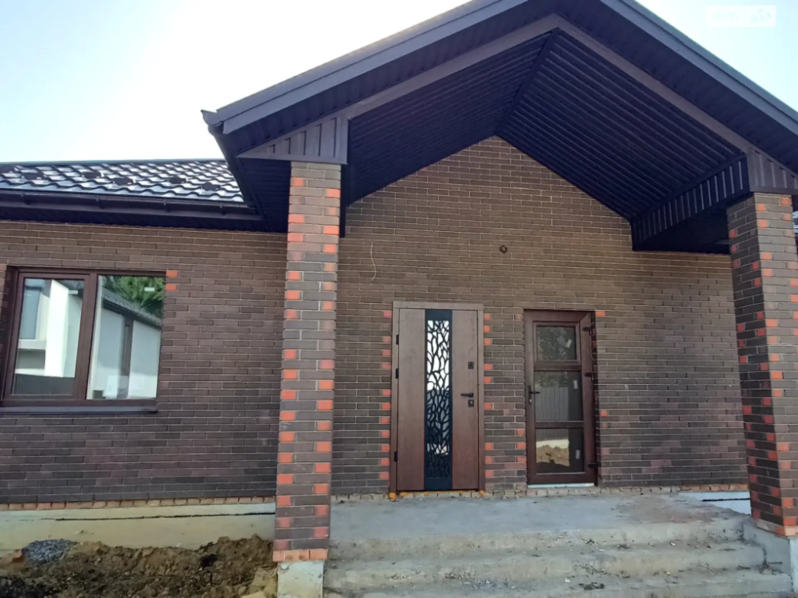 Продается одноэтажный дом 100 кв. м с гаражом, цена: 92000 $ - фото 1