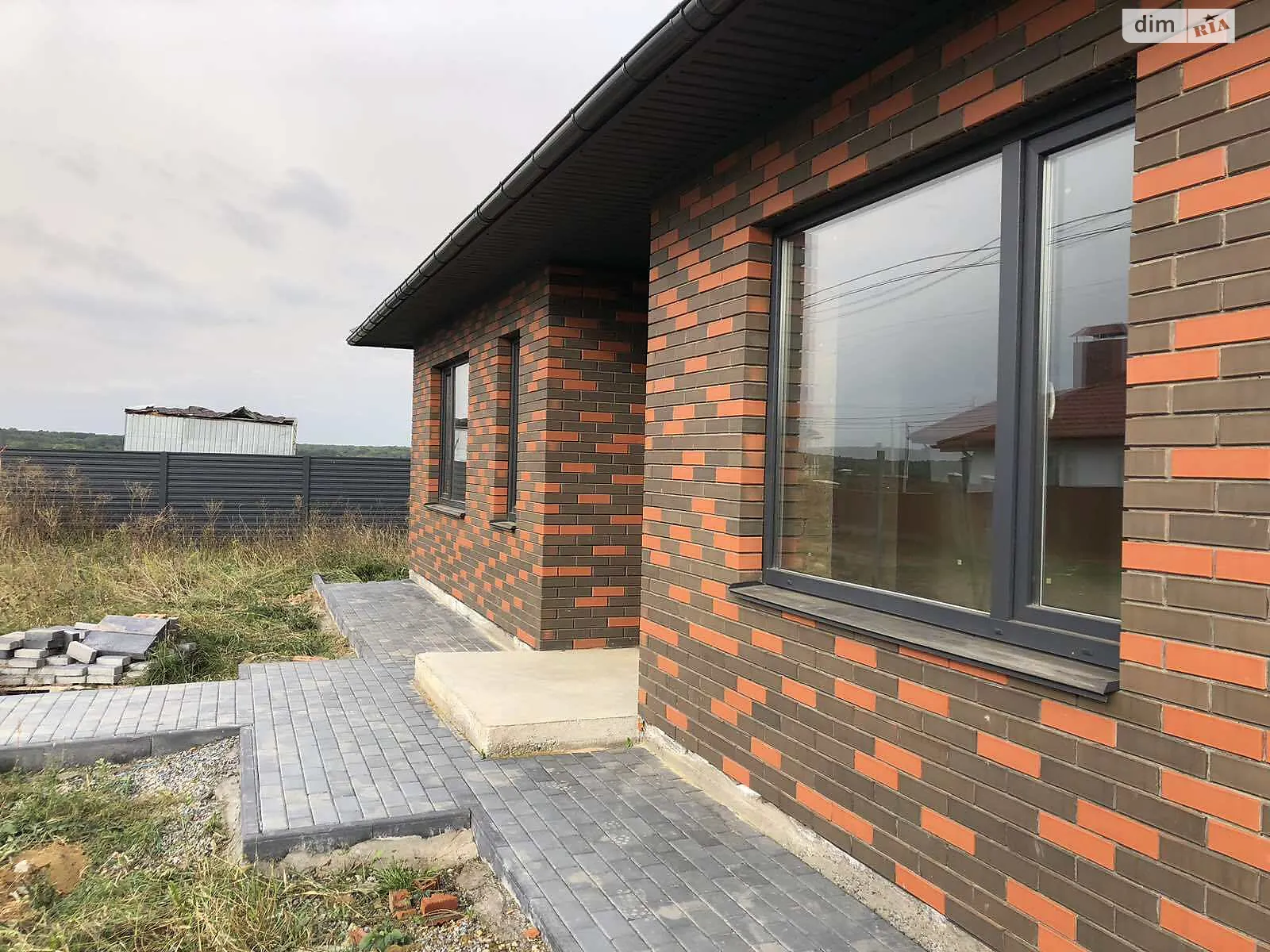 Продається одноповерховий будинок 100 кв. м з бесідкою, цена: 72000 $ - фото 1