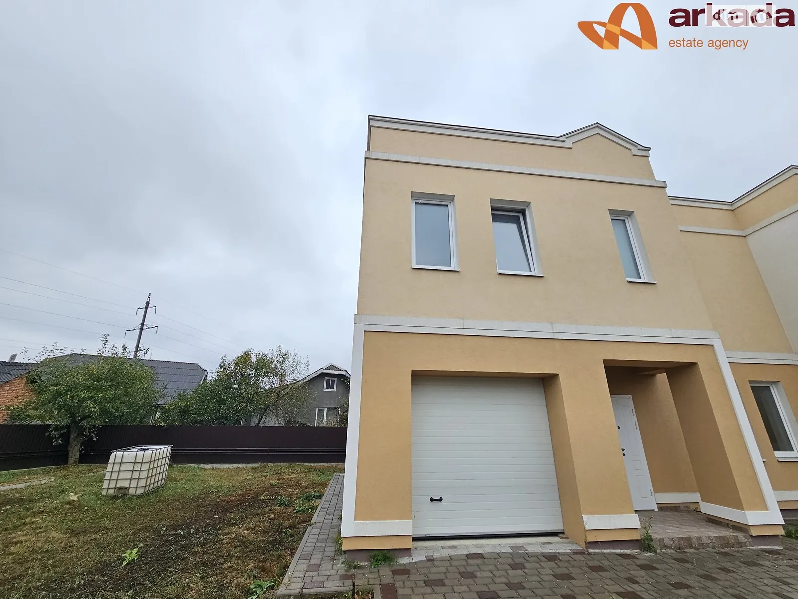 Угорники (Івано-Франківськ), цена: 72000 $ - фото 1