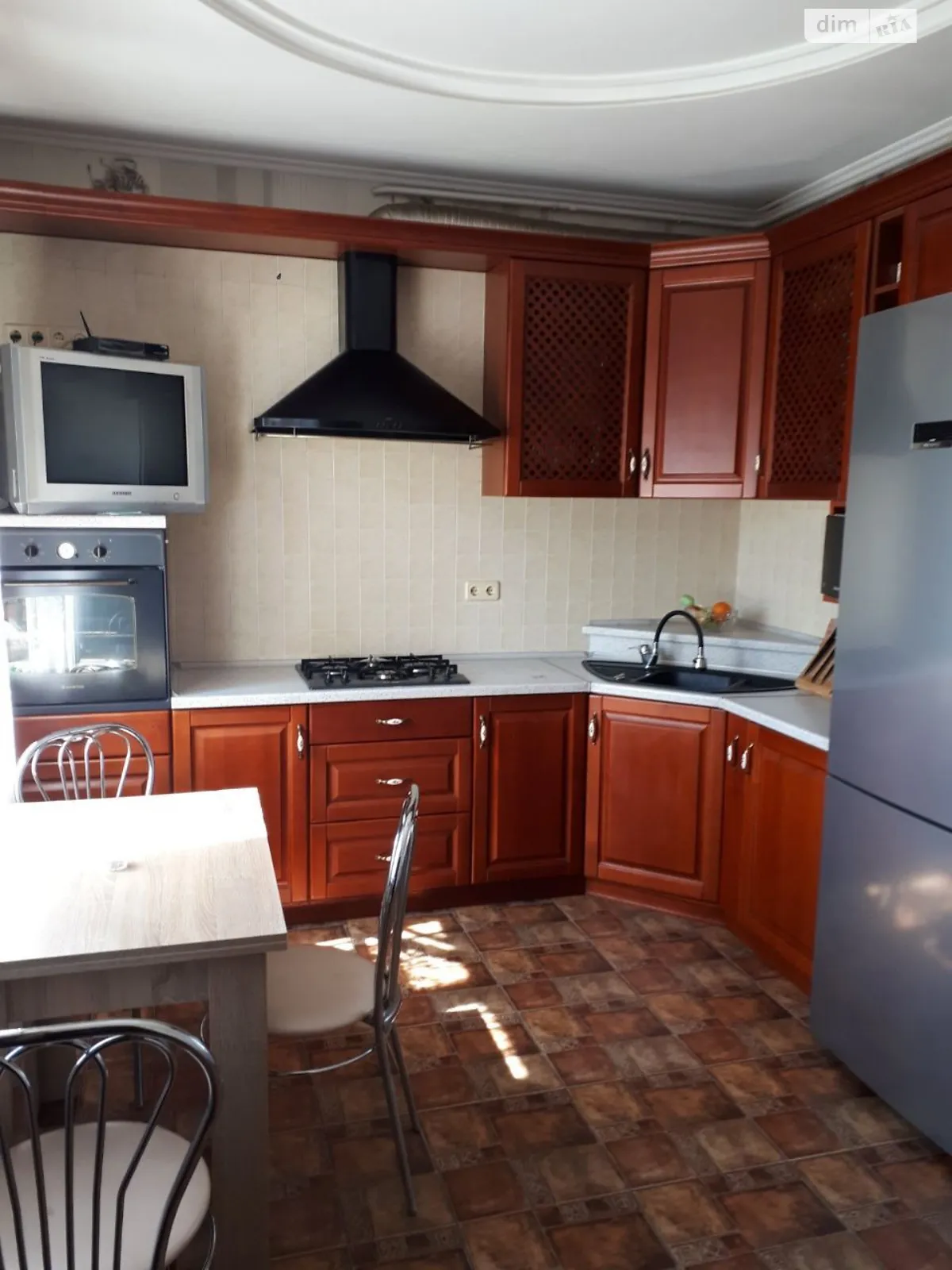 Продається 3-кімнатна квартира 100.4 кв. м у Одесі, вул. Адмірала Лазарєва - фото 1