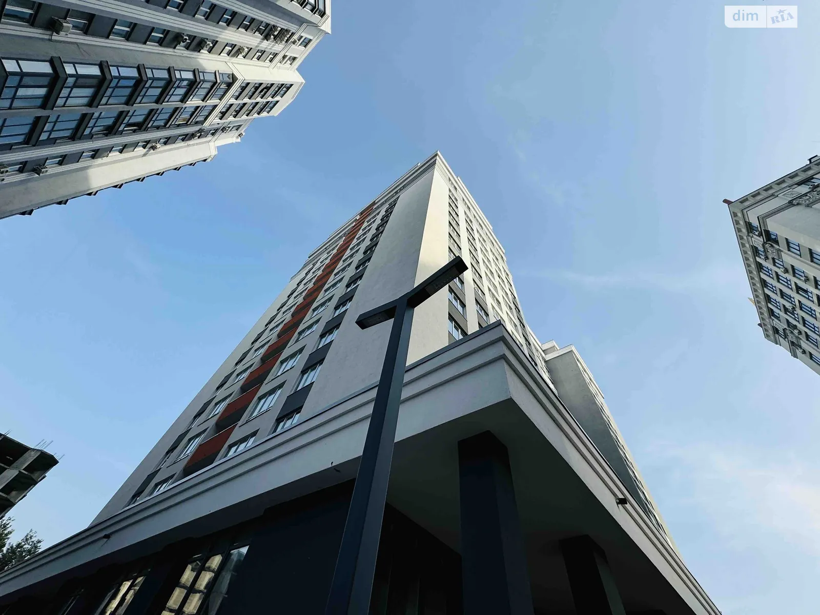 Продается 1-комнатная квартира 41.1 кв. м в Ирпене, ул. Университетская(Карла Маркса), 1С - фото 1